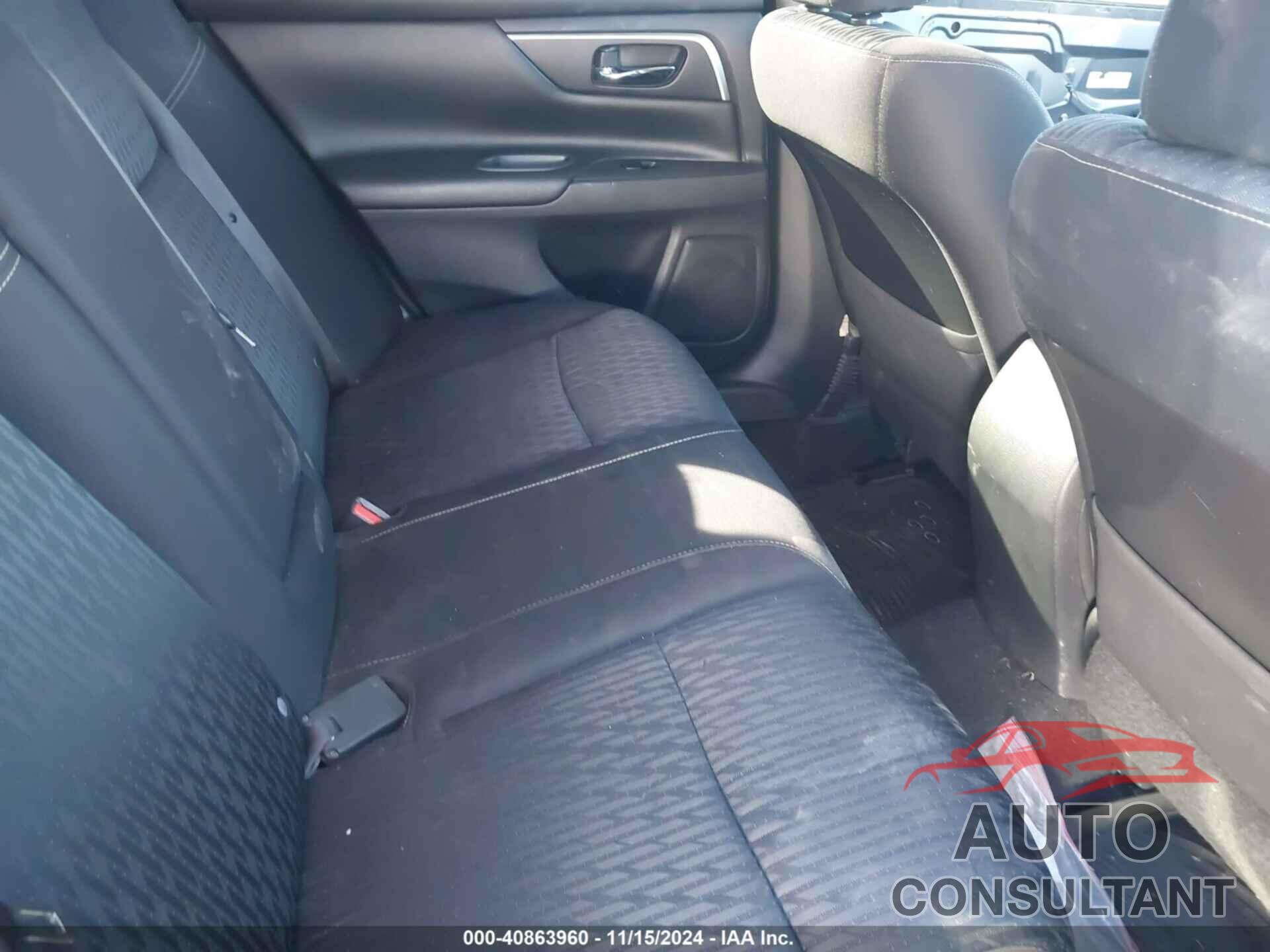 NISSAN ALTIMA 2018 - 1N4AL3APXJC203900