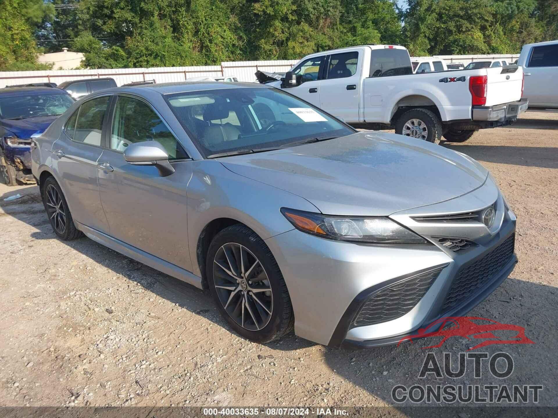 TOYOTA CAMRY 2023 - 4T1G11AK0PU756802