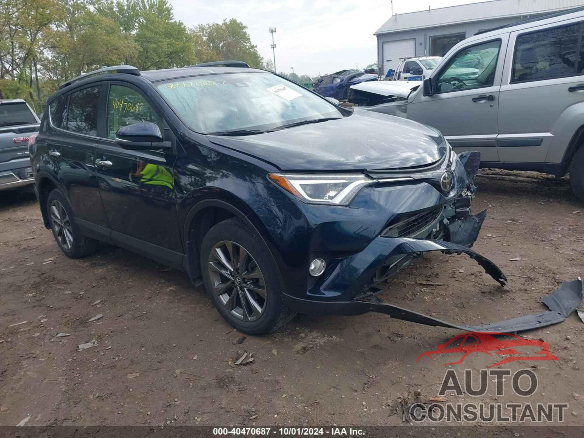 TOYOTA RAV4 2018 - JTMDFREV8JJ203254