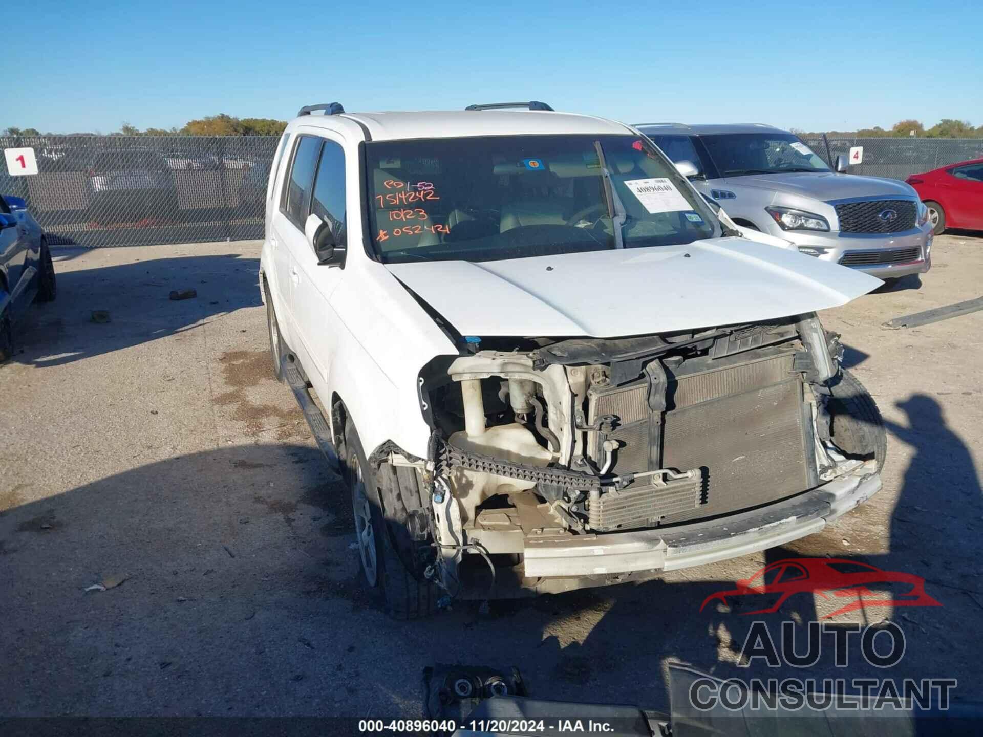 HONDA PILOT 2011 - 5FNYF3H49BB052421