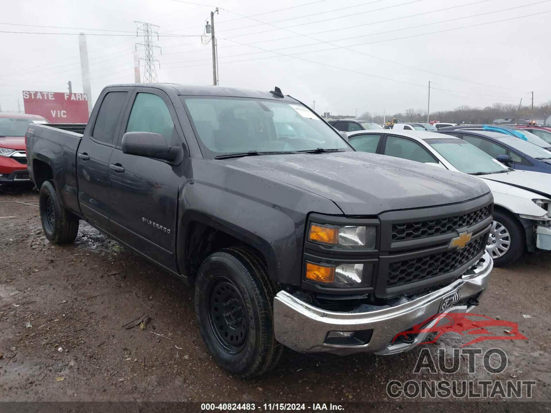 CHEVROLET SILVERADO 1500 2015 - 1GCVKREC5FZ372042