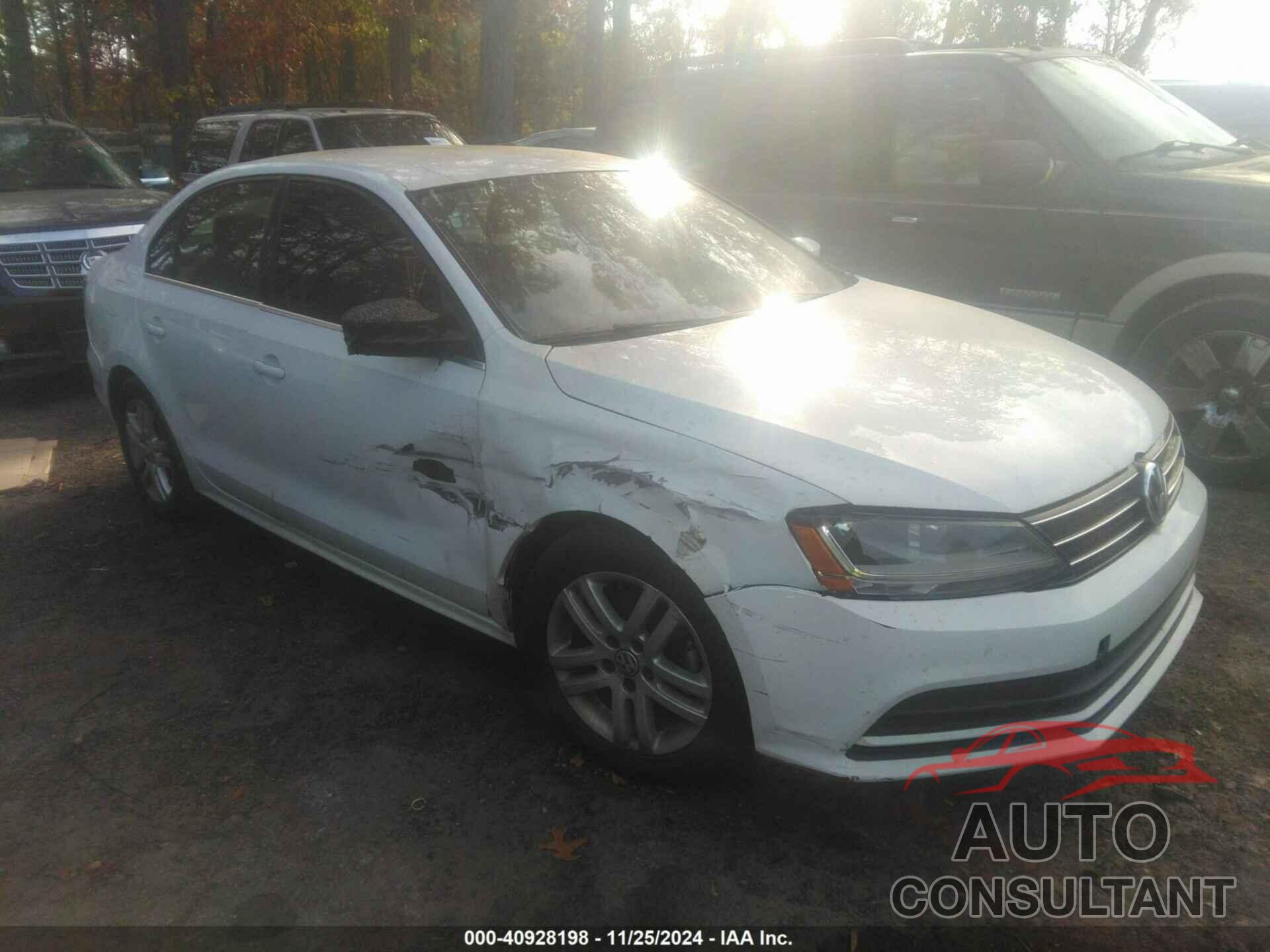 VOLKSWAGEN JETTA 2017 - 3VW2B7AJ3HM378869