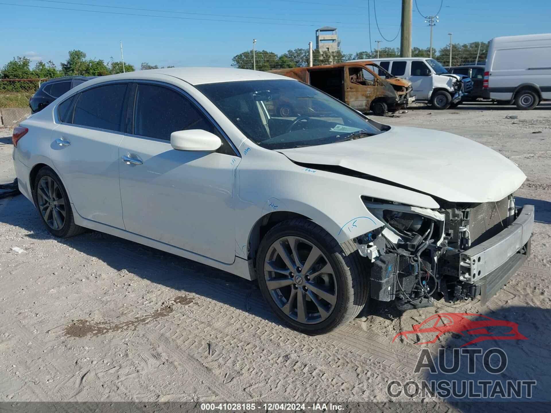 NISSAN ALTIMA 2018 - 1N4AL3AP3JC184834