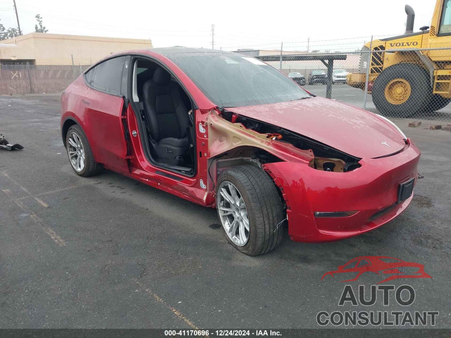 TESLA MODEL Y 2024 - 7SAYGDEE6RF076107