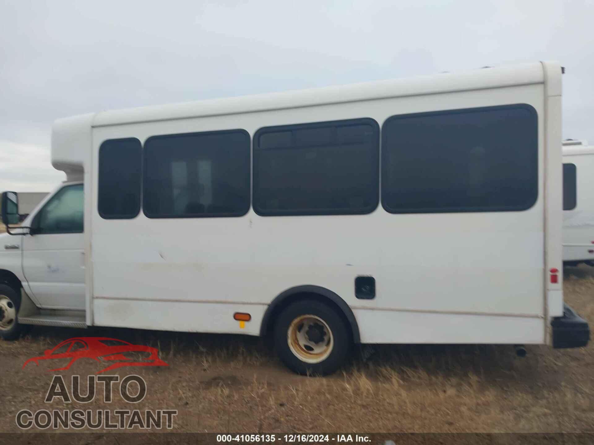 FORD E-450 CUTAWAY 2017 - 1FDFE4FS5HDC36493