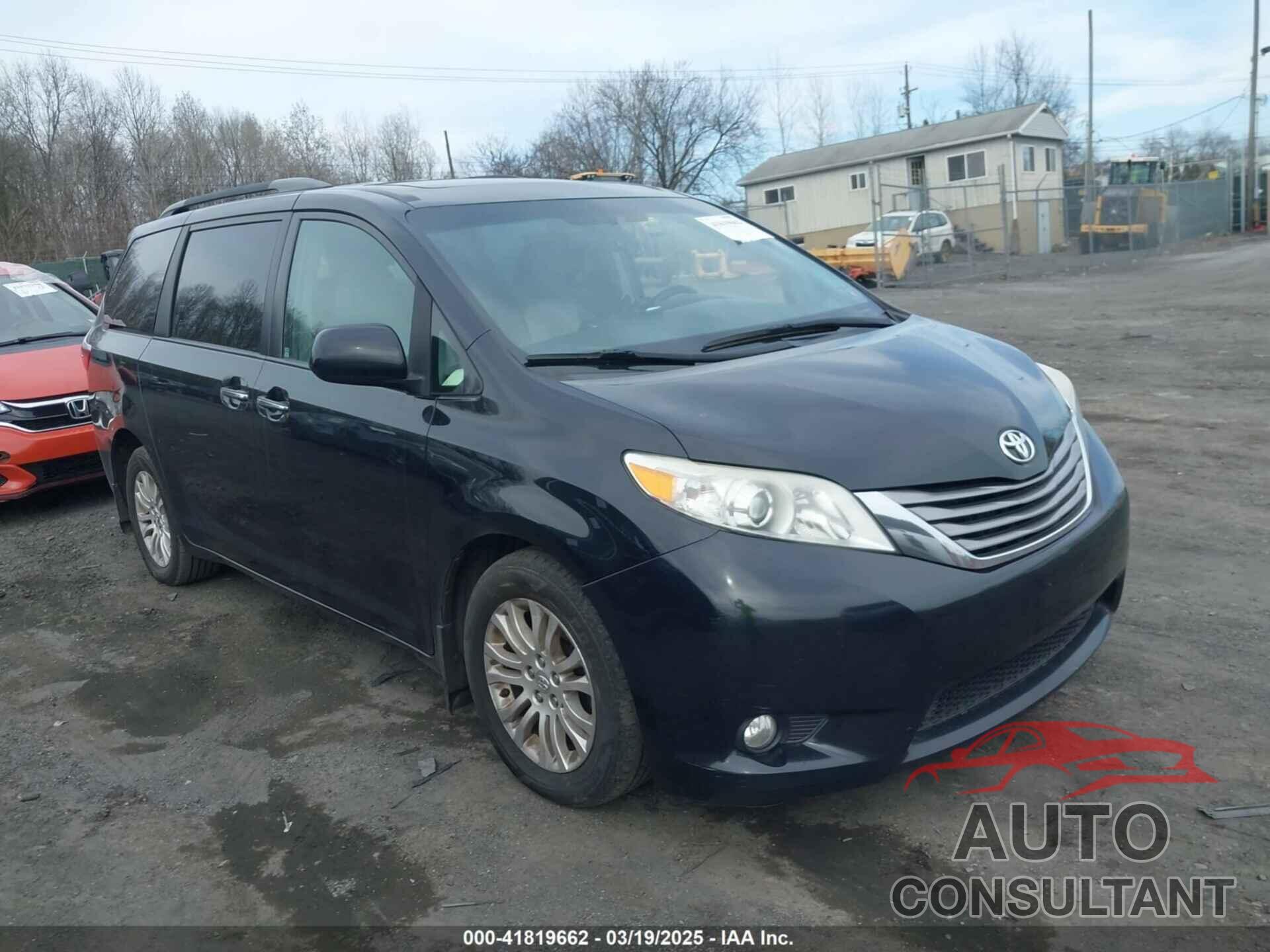 TOYOTA SIENNA 2017 - 5TDYZ3DC4HS886380