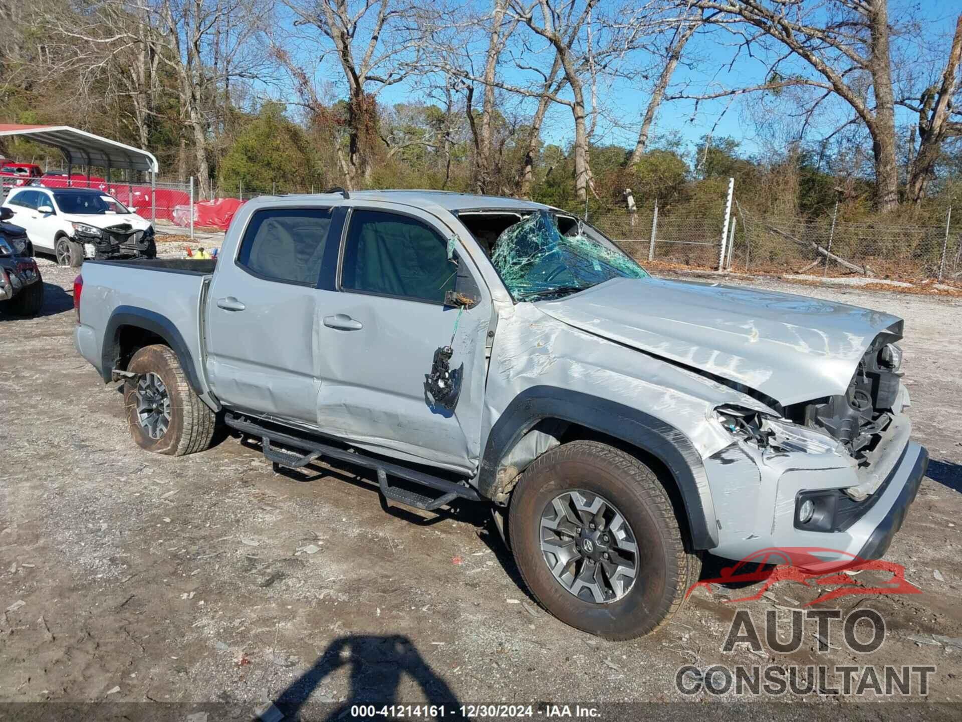 TOYOTA TACOMA 2018 - 5TFCZ5AN8JX144155