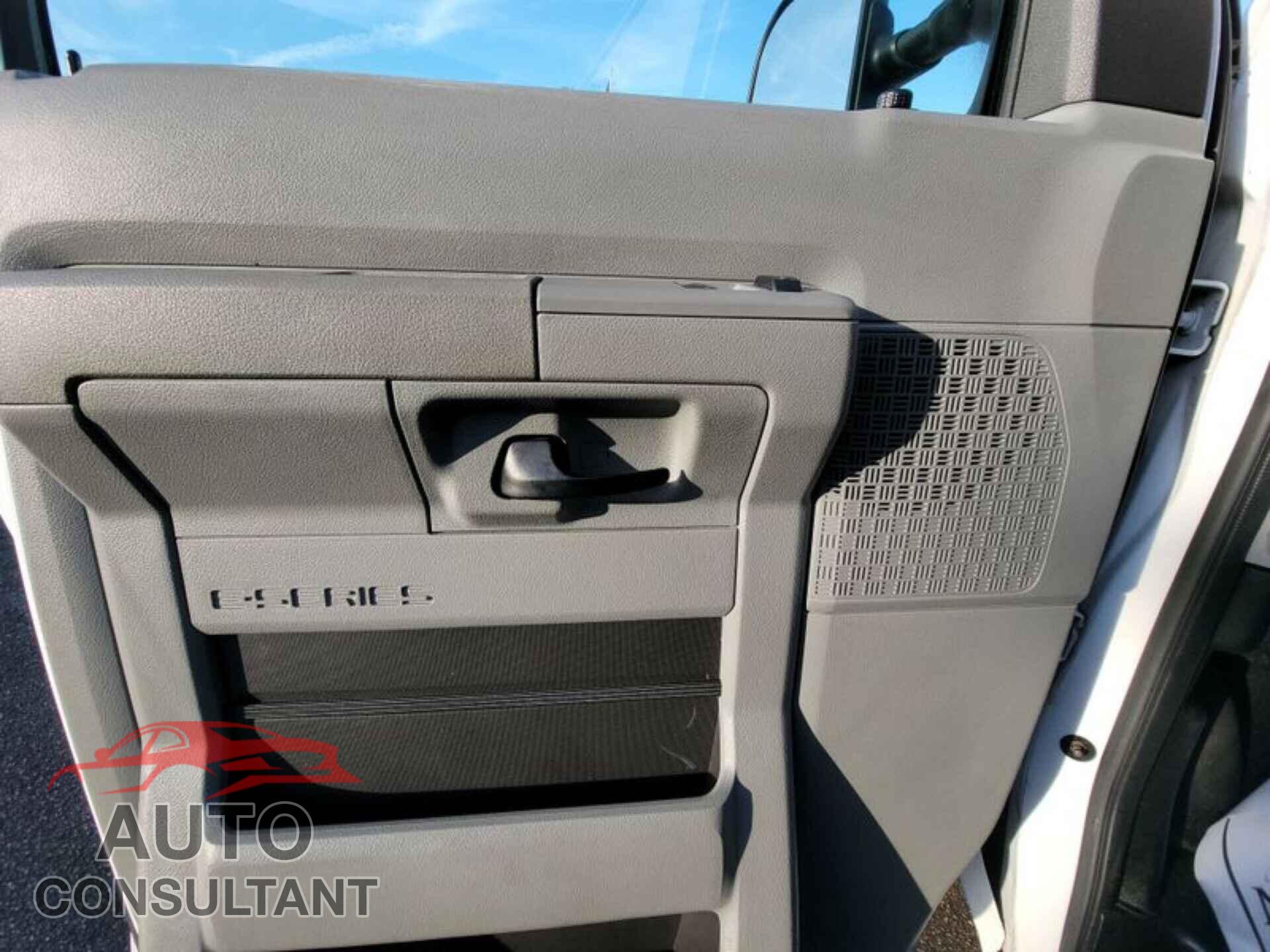 FORD E-150 2013 - 1FTNS1EW2DDA01832