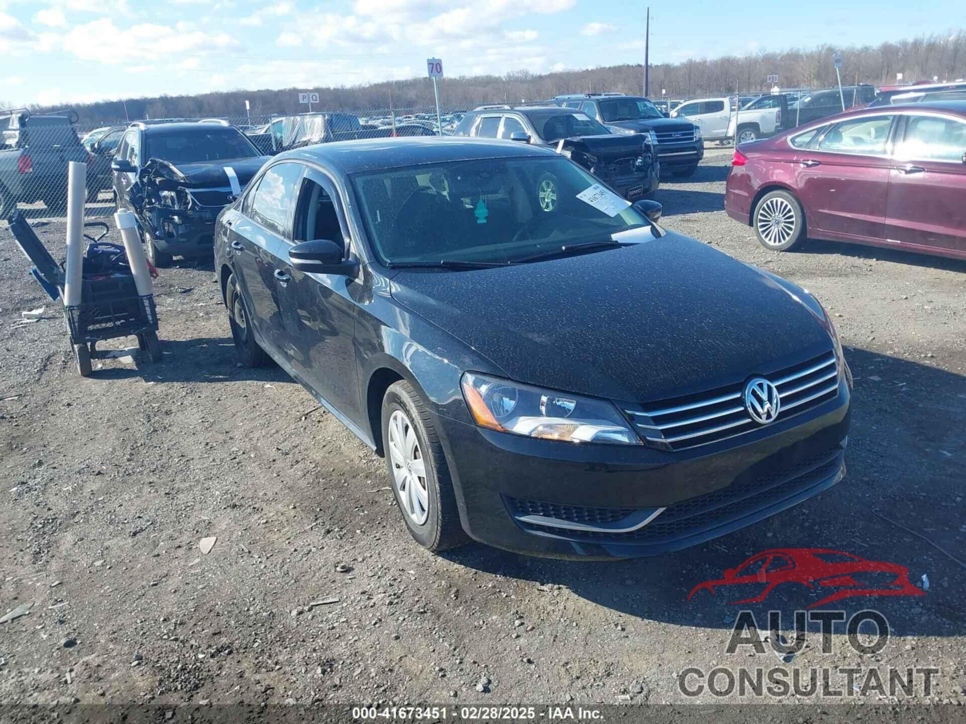 VOLKSWAGEN PASSAT 2013 - 1VWAP7A38DC070025