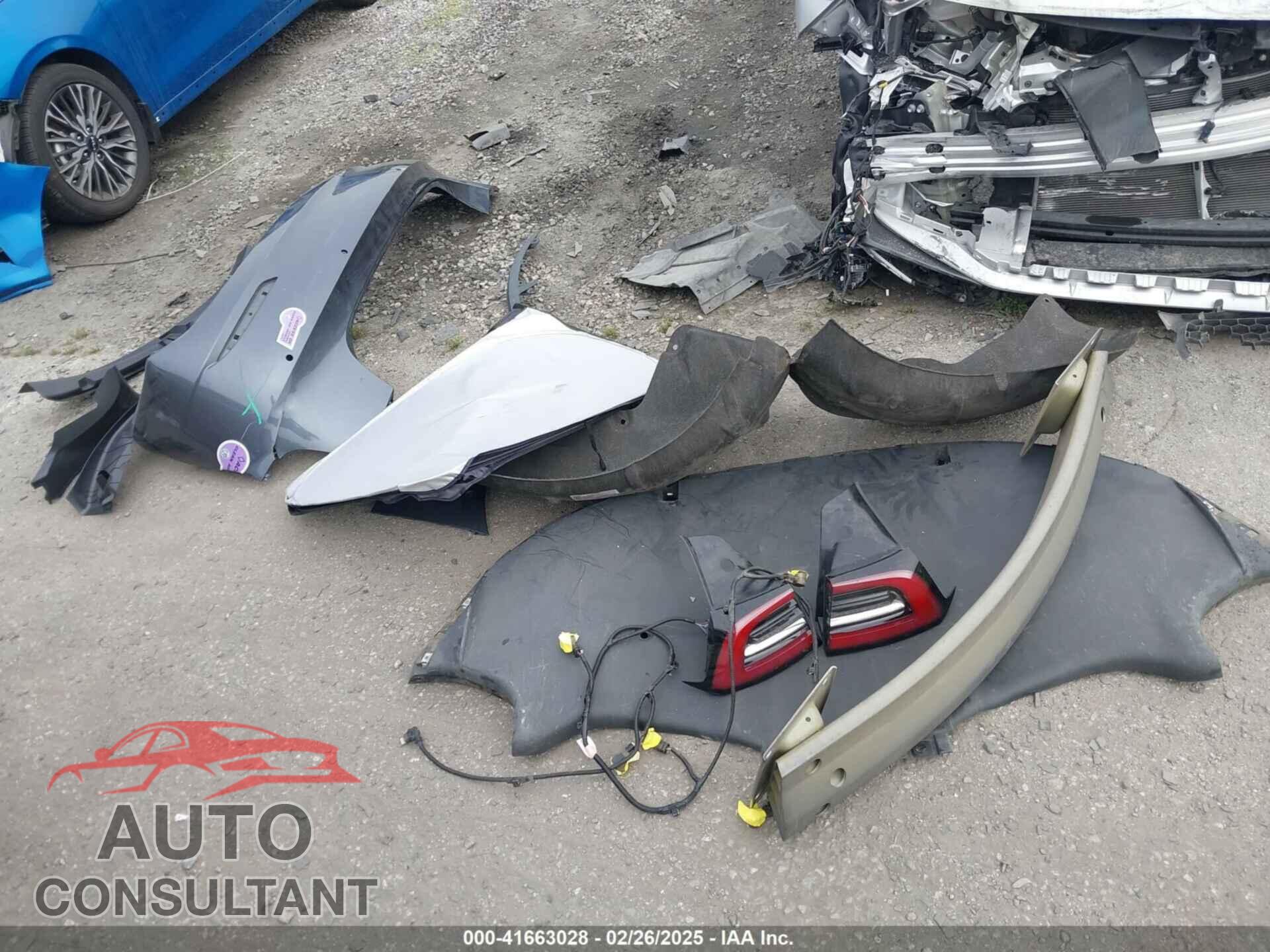 TESLA MODEL 3 2018 - 5YJ3E1EA8JF047897
