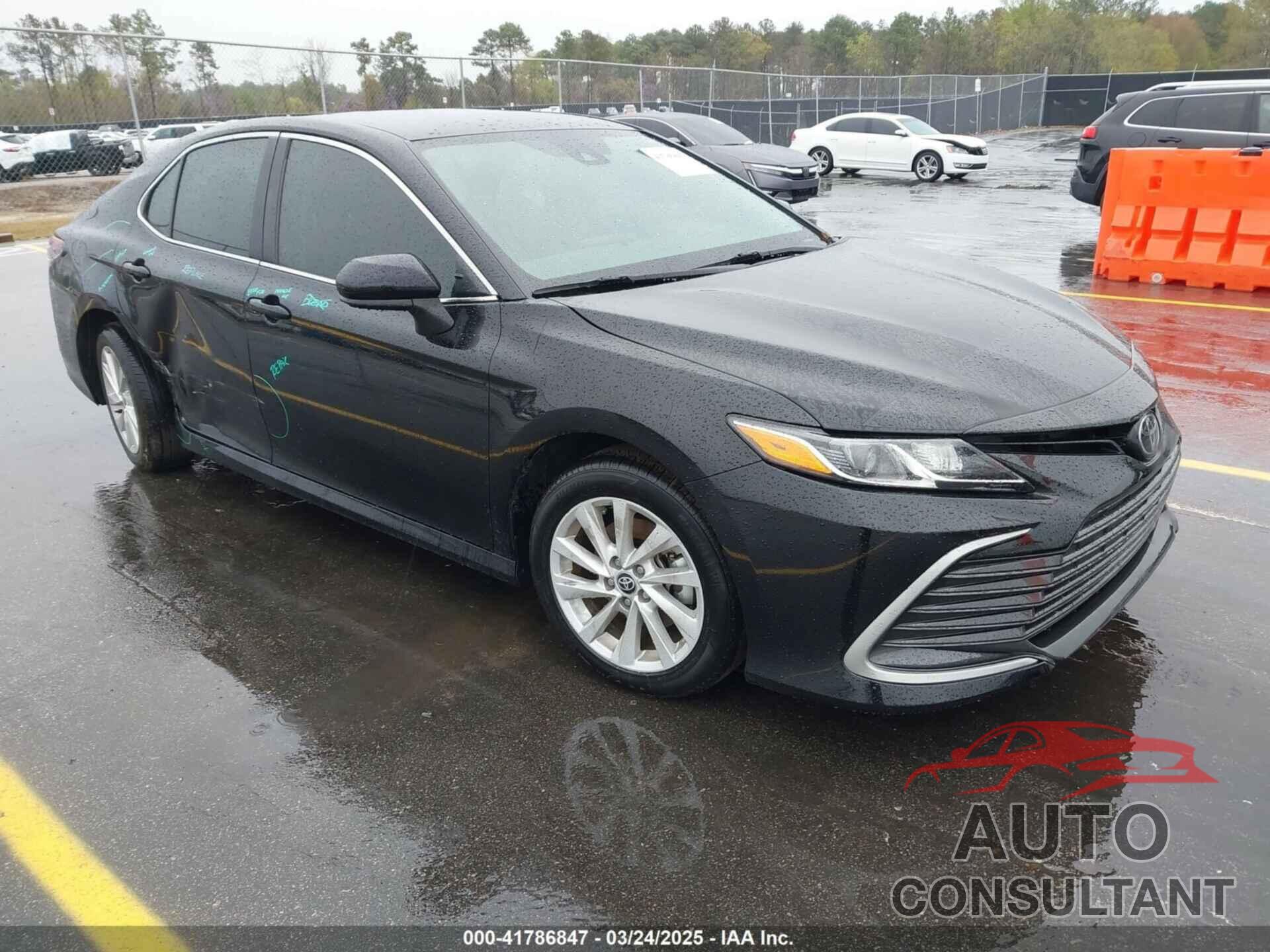 TOYOTA CAMRY 2023 - 4T1C11AK6PU176162