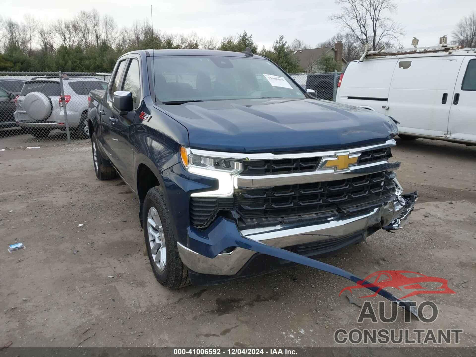 CHEVROLET SILVERADO 1500 2022 - 1GCRDDED7NZ582115