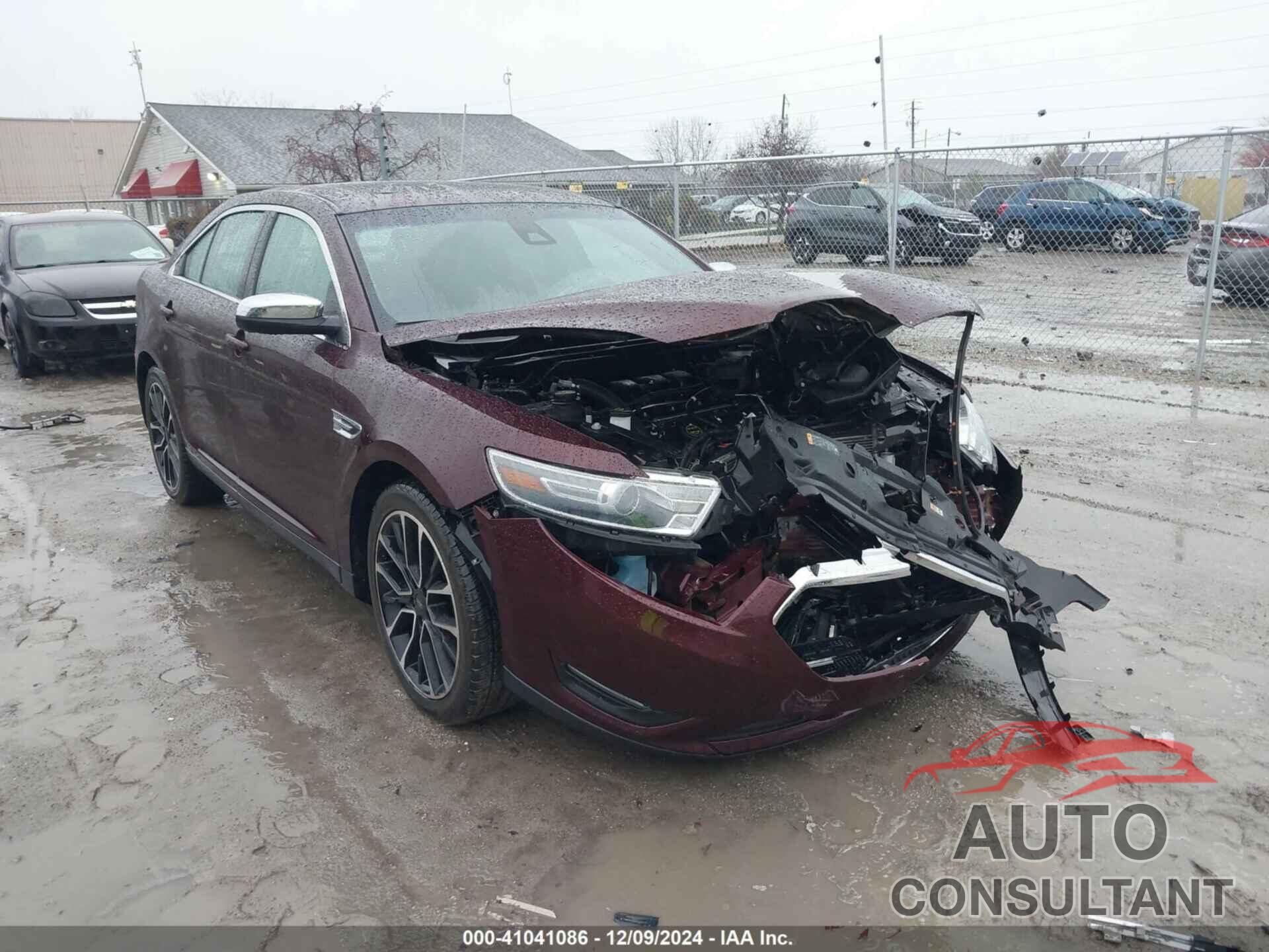 FORD TAURUS 2018 - 1FAHP2J87JG120715