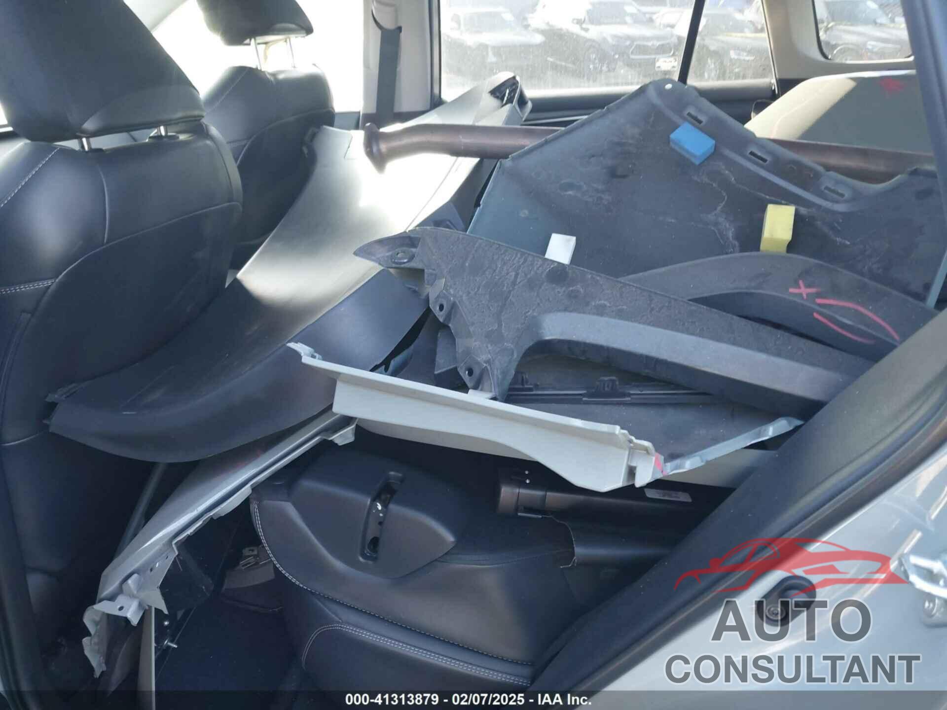 TOYOTA RAV4 2021 - 2T3C1RFV6MW168809