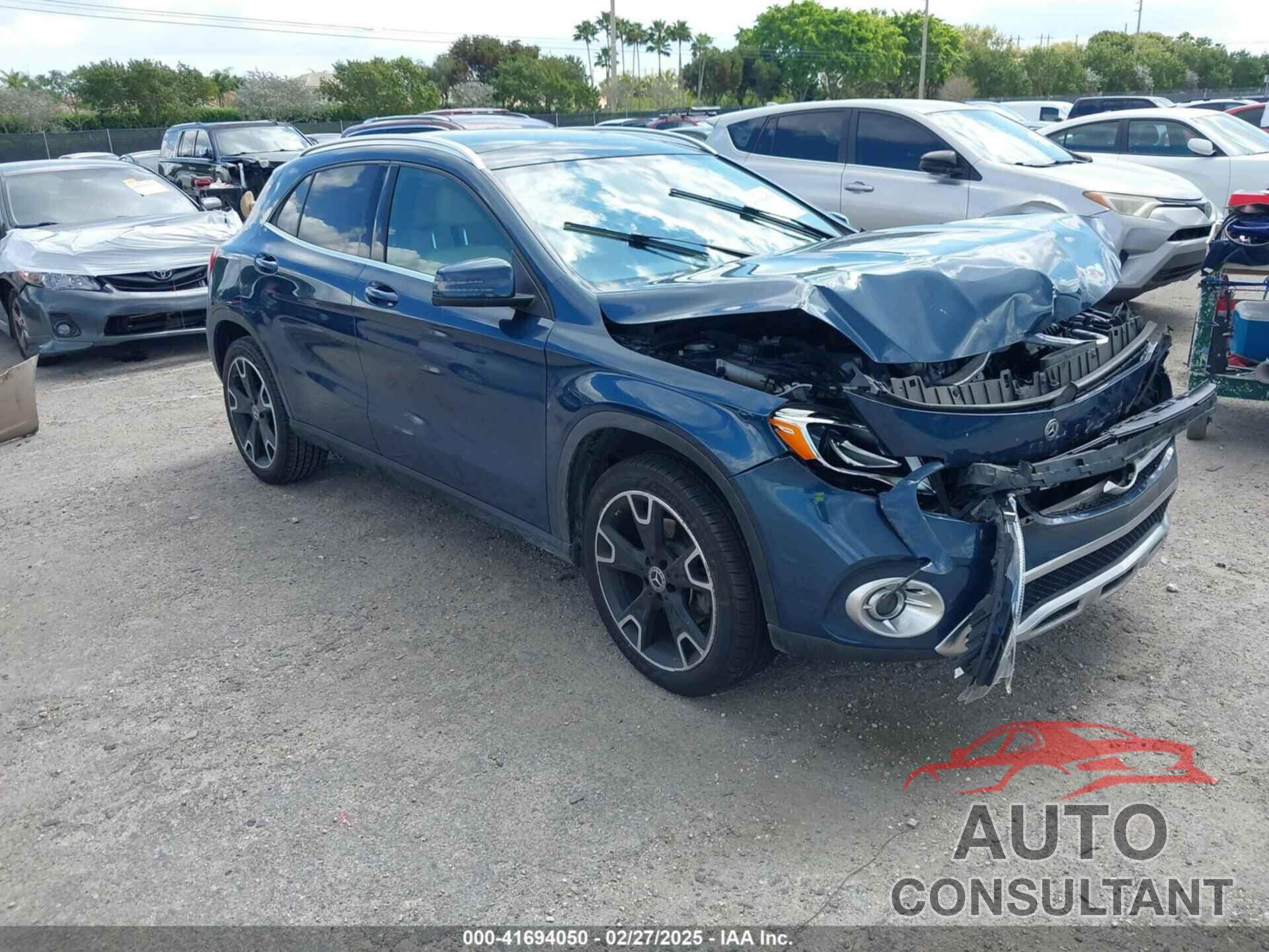 MERCEDES-BENZ GLA 250 2019 - WDCTG4EBXKJ629346