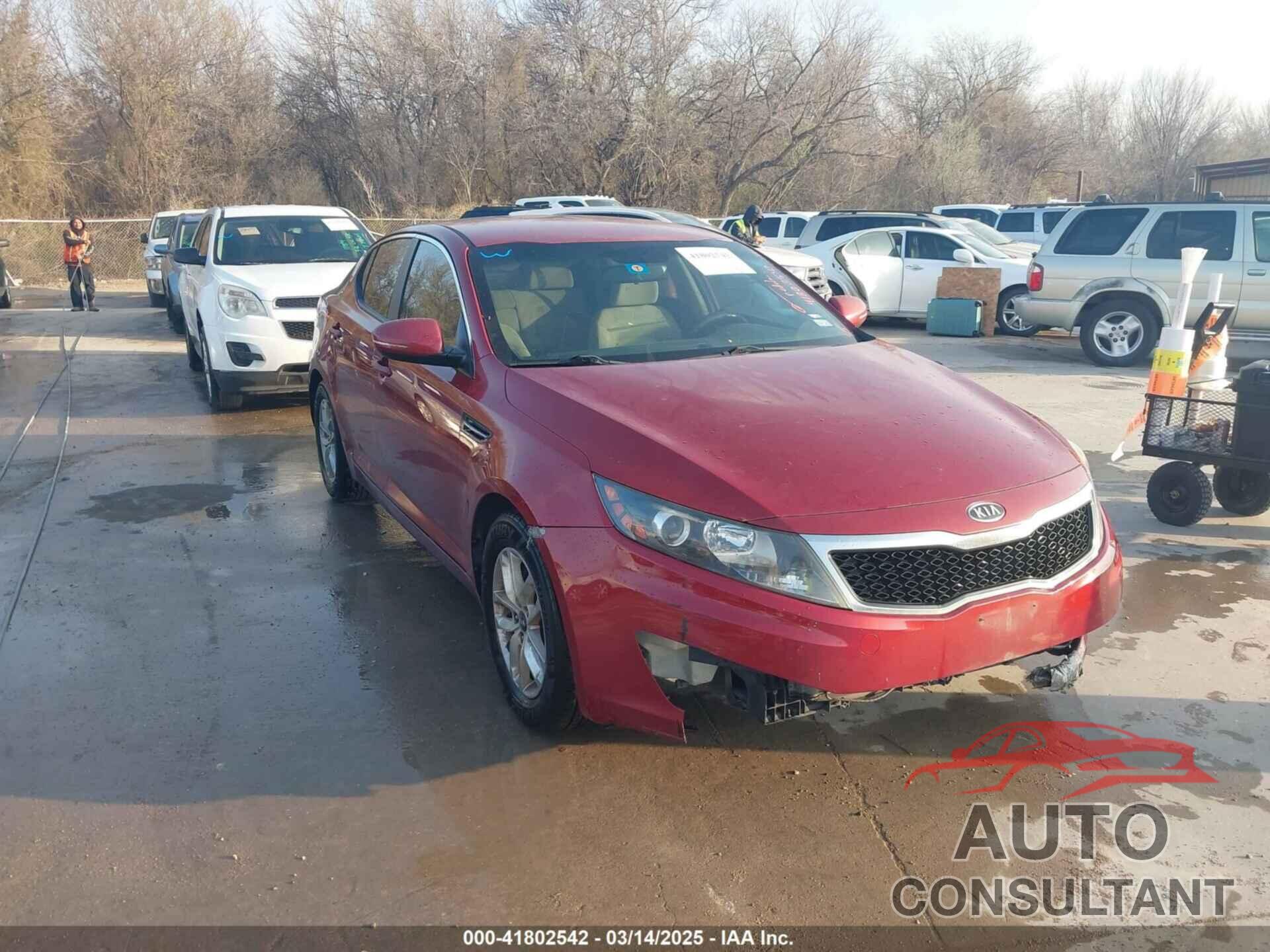KIA OPTIMA 2011 - KNAGM4A72B5072570