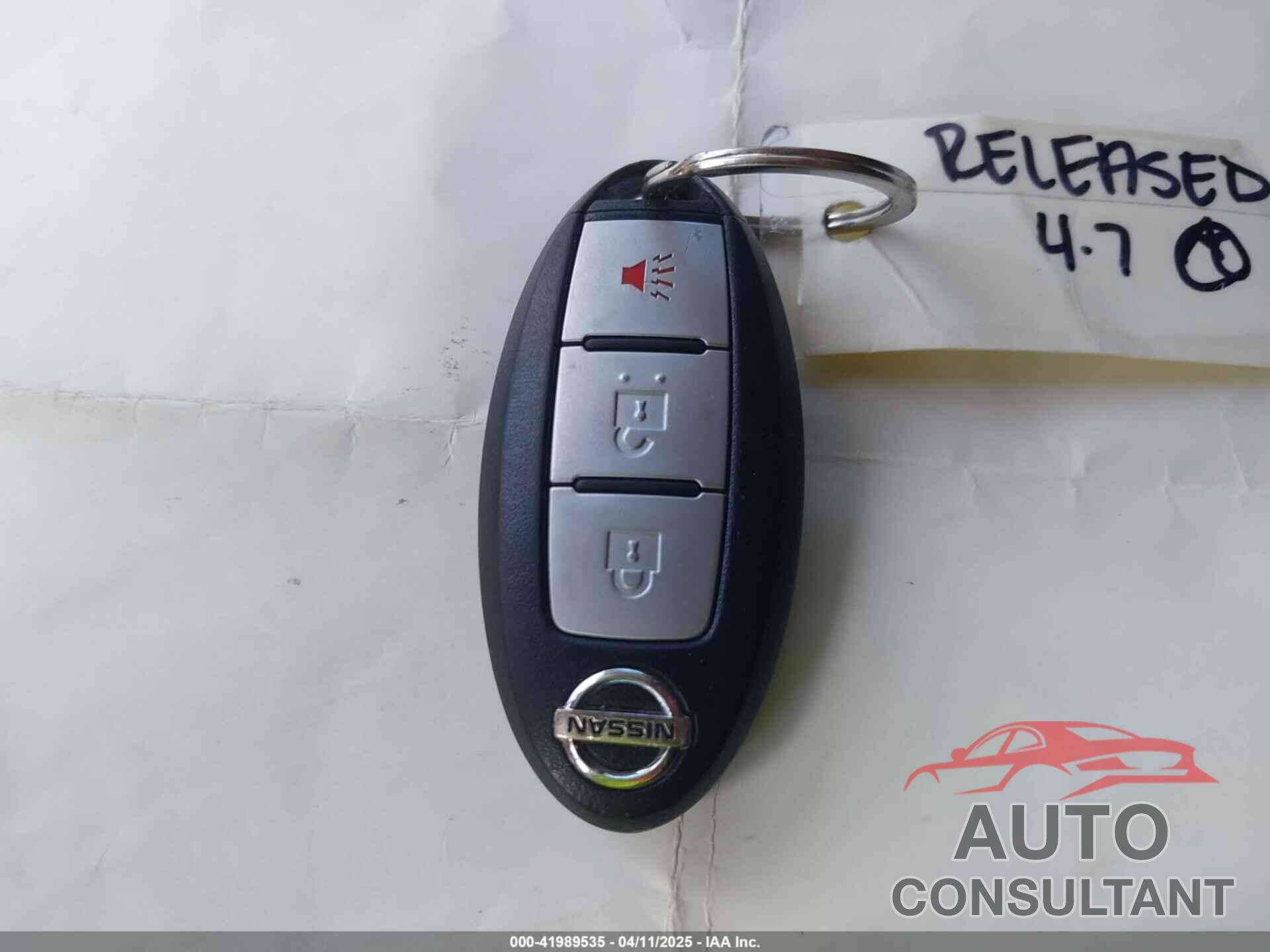 NISSAN ROGUE 2015 - KNMAT2MT9FP518748