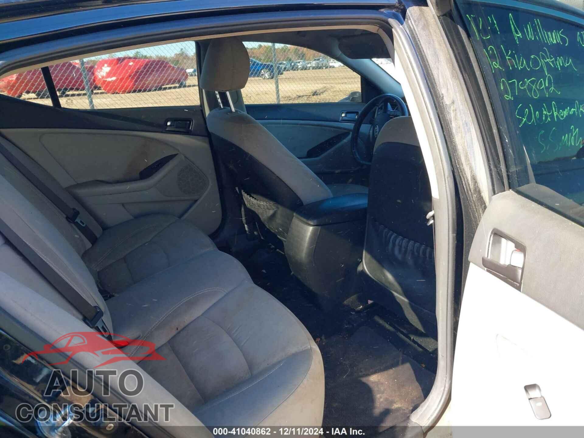 KIA OPTIMA 2012 - KNAGM4A75C5279892