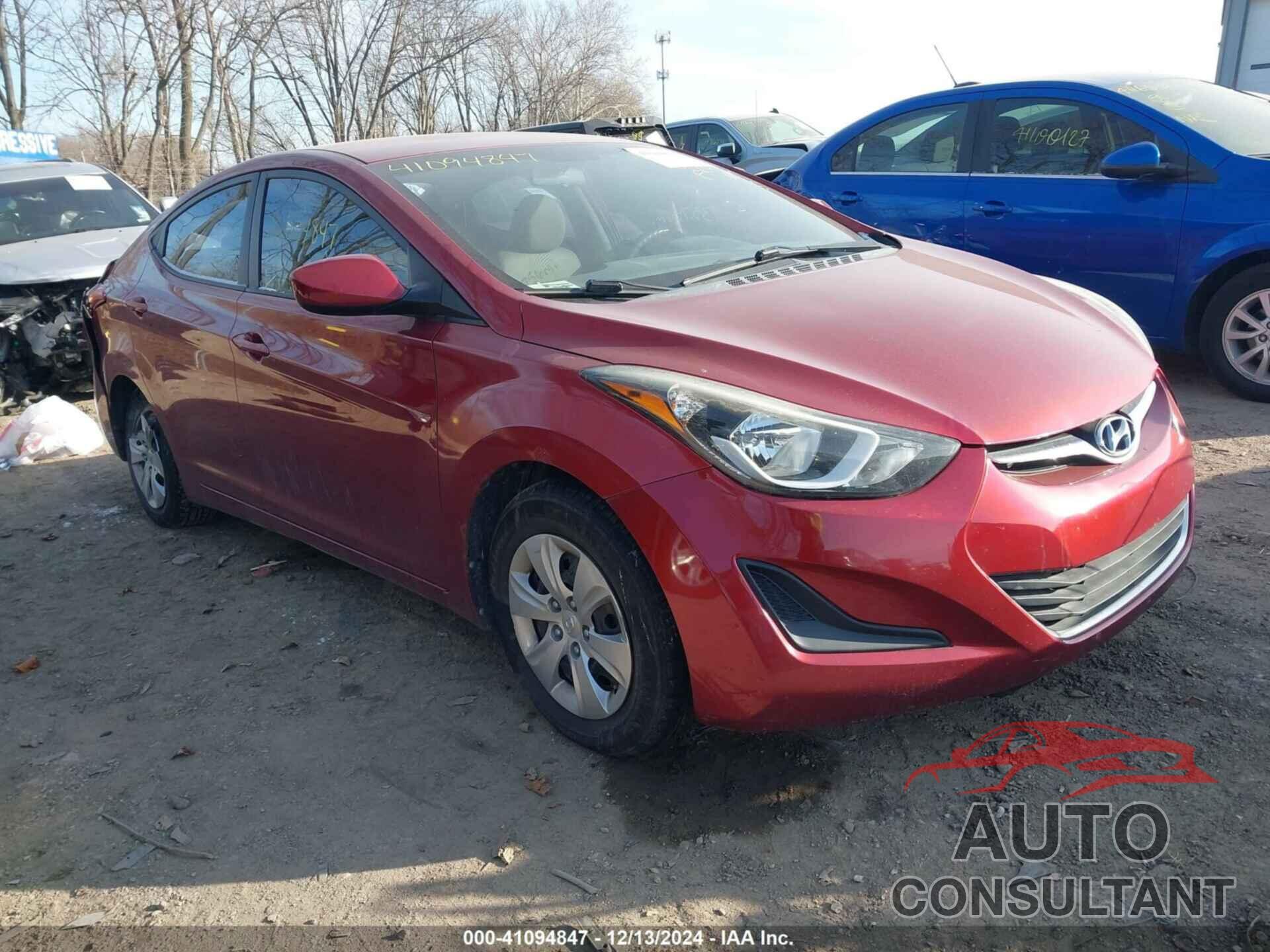 HYUNDAI ELANTRA 2016 - 5NPDH4AE5GH716806