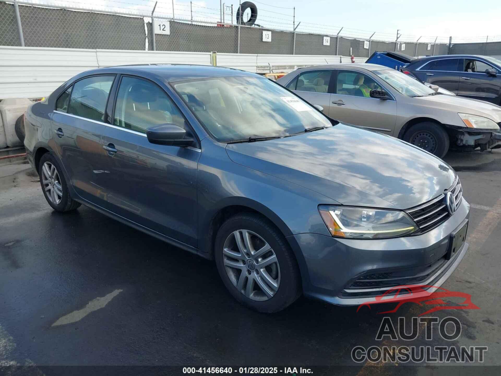 VOLKSWAGEN JETTA 2017 - 3VW2B7AJ5HM252884