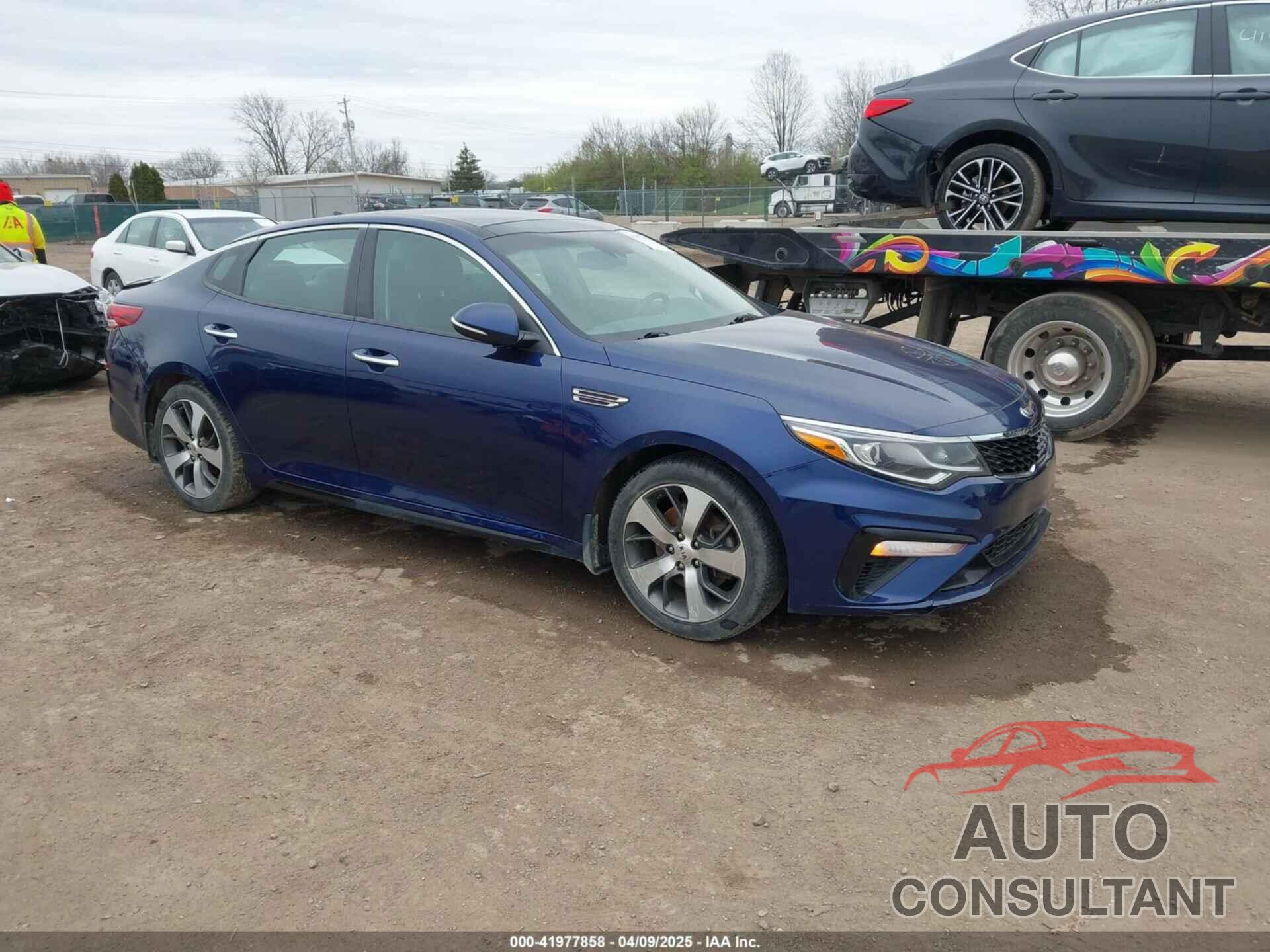 KIA OPTIMA 2019 - 5XXGT4L38KG304763