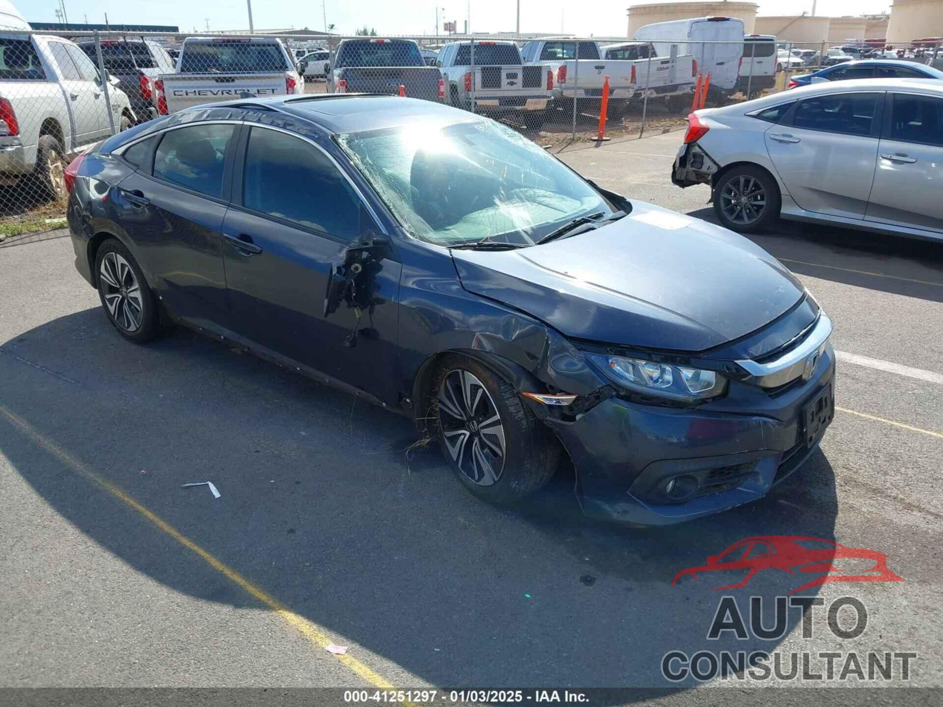 HONDA CIVIC 2018 - JHMFC1F31JX000993