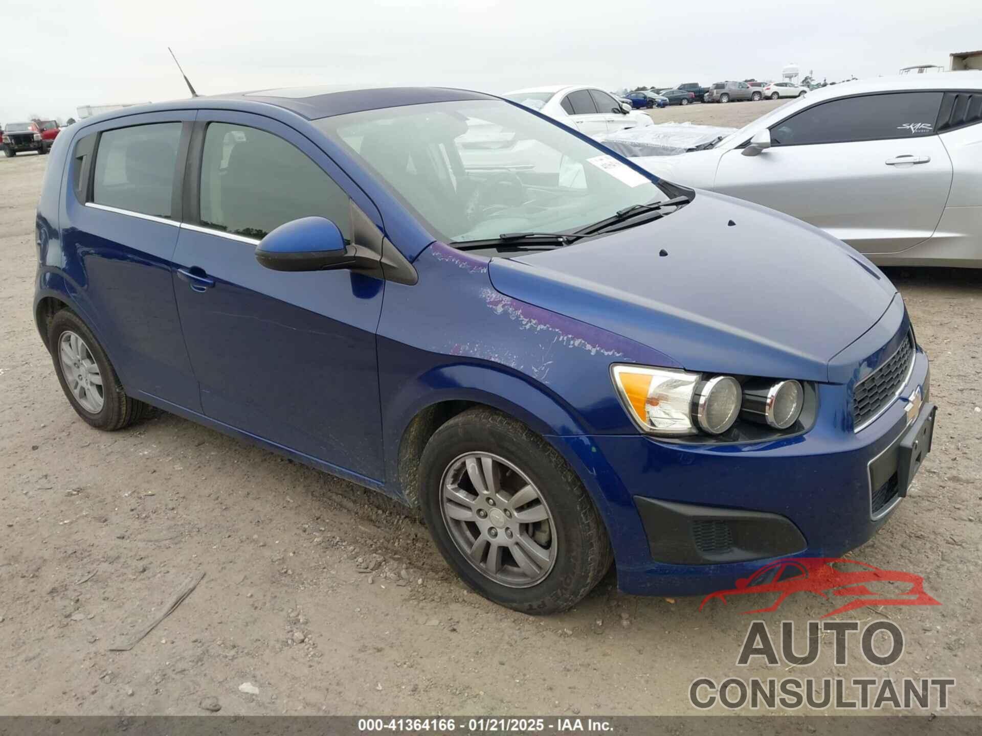 CHEVROLET SONIC 2014 - 1G1JC6SB6E4134503