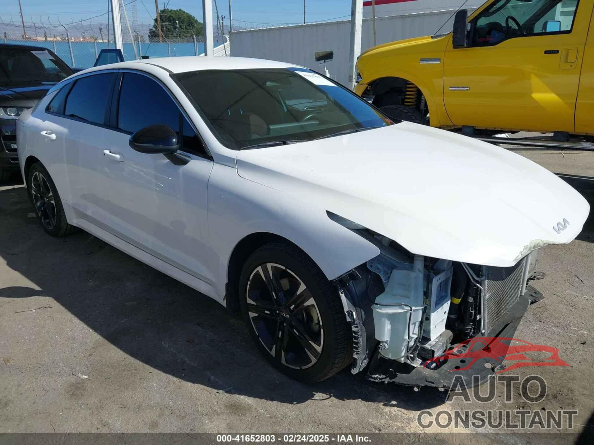 KIA K5 2023 - 5XXG64J22PG224092