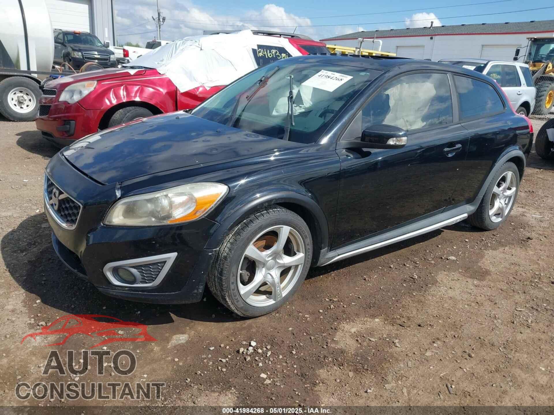 VOLVO C30 2011 - YV1672MK1B2190373