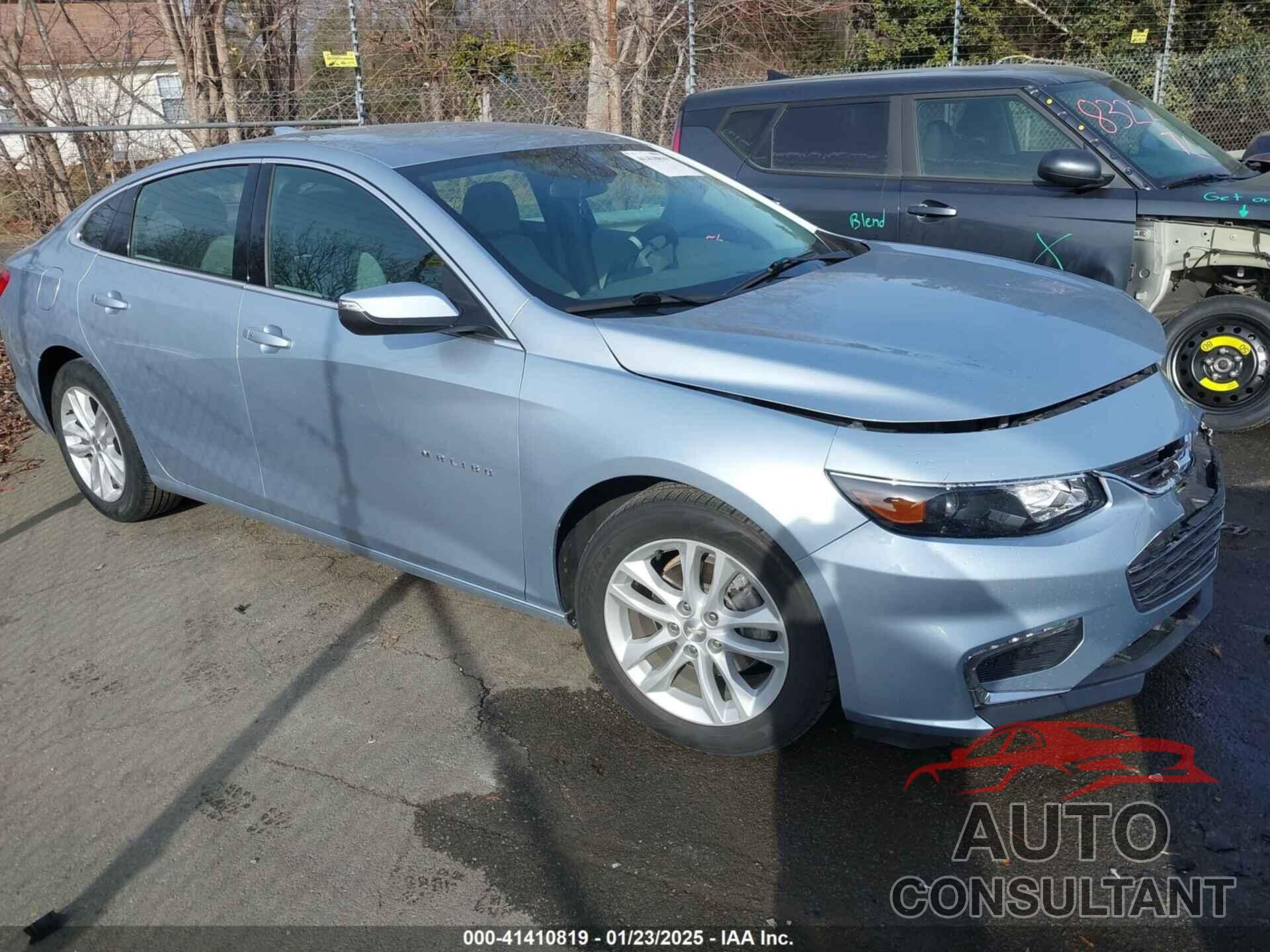 CHEVROLET MALIBU 2017 - 1G1ZE5ST3HF268734