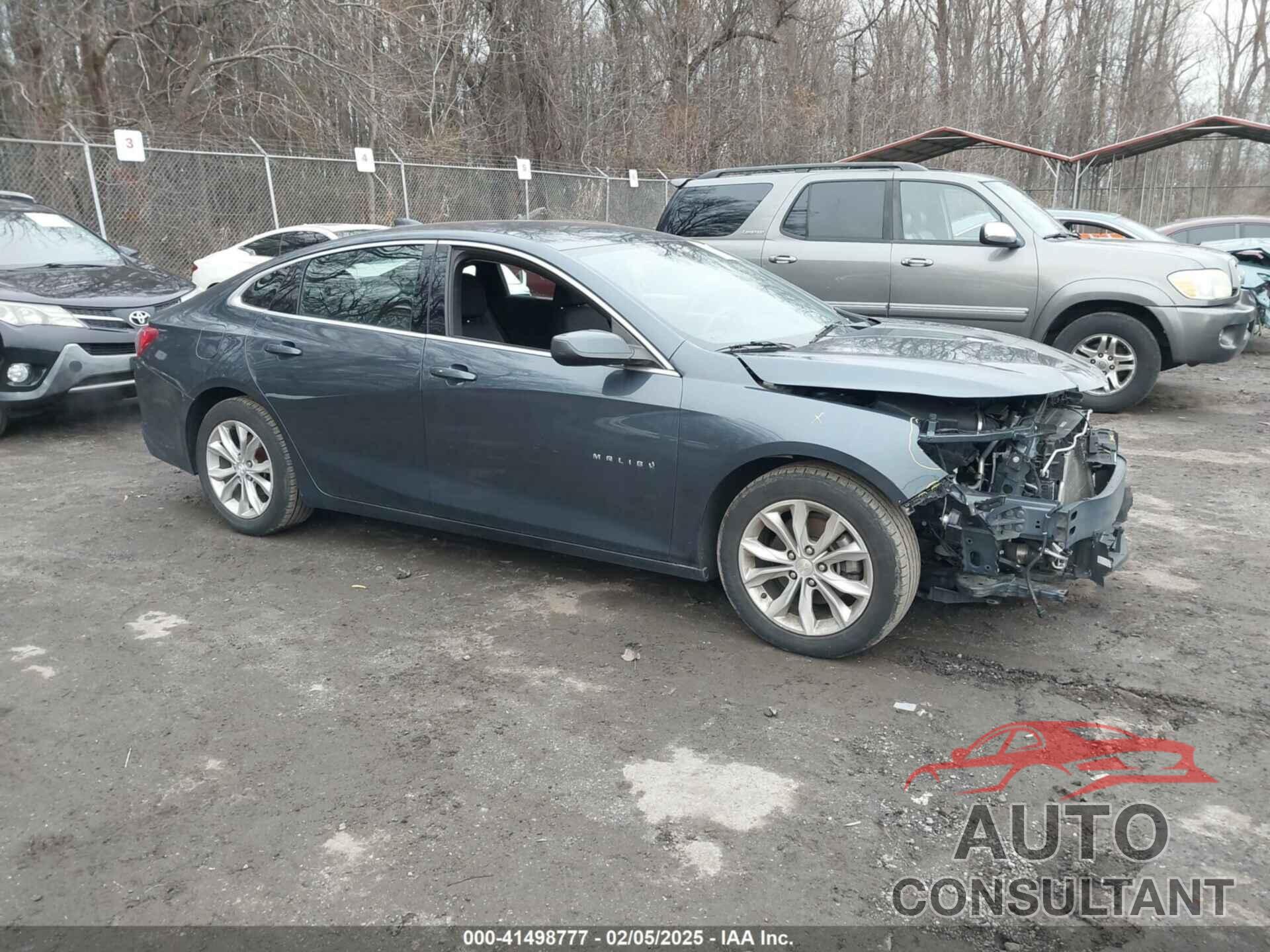 CHEVROLET MALIBU 2019 - 1G1ZD5ST6KF120376