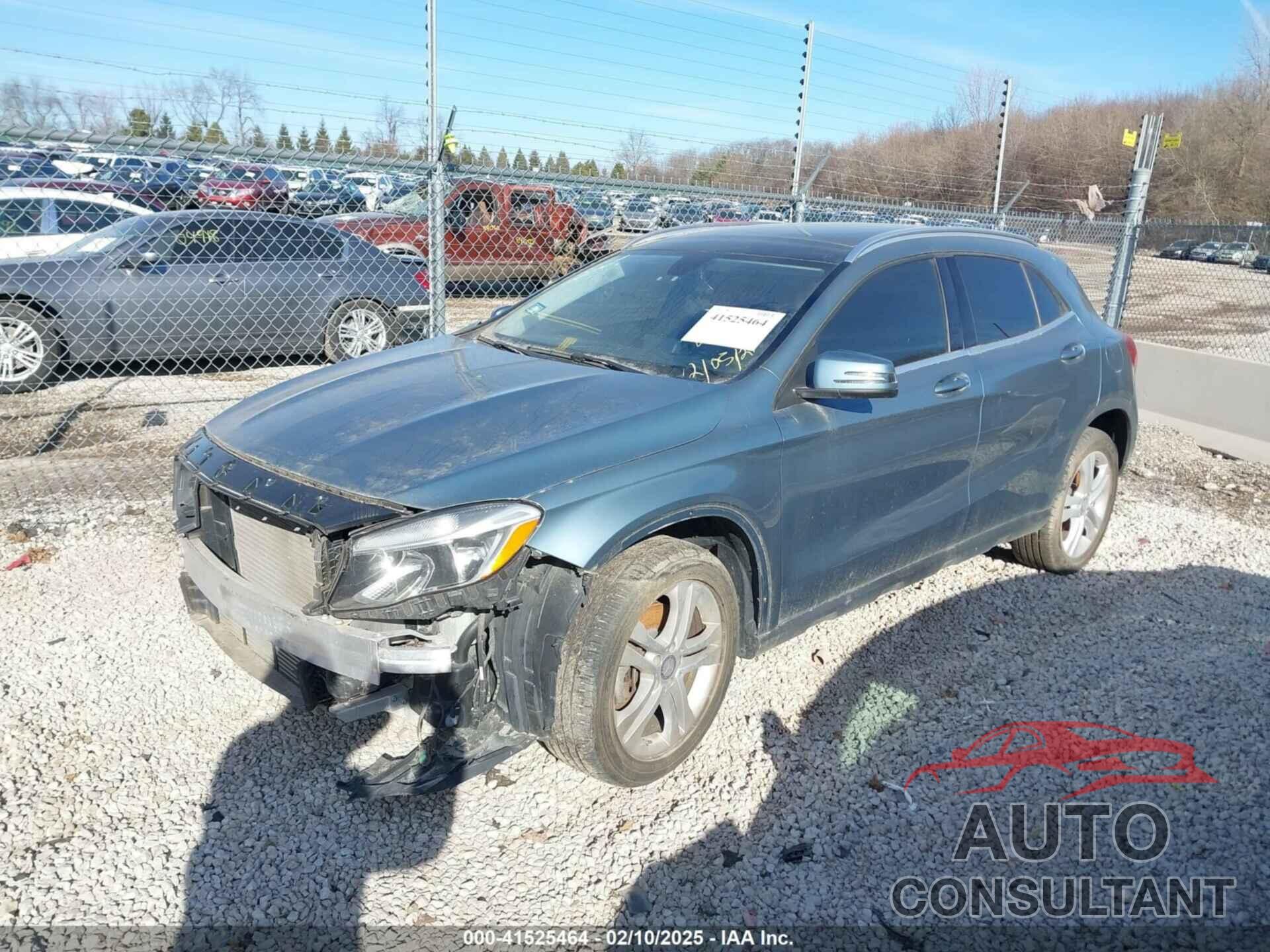 MERCEDES-BENZ GLA 250 2015 - WDCTG4GB4FJ125121