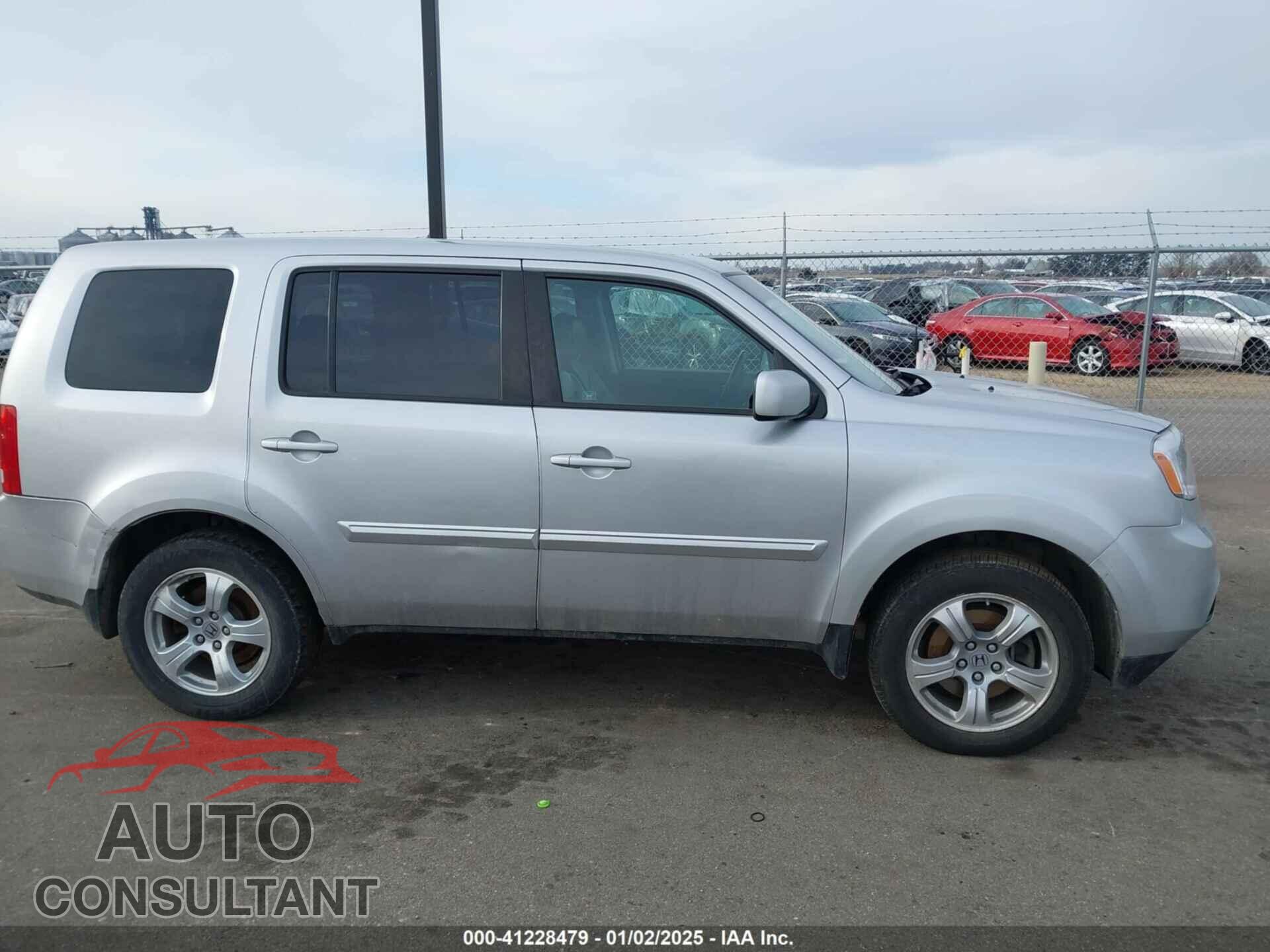 HONDA PILOT 2012 - 5FNYF4H55CB070253