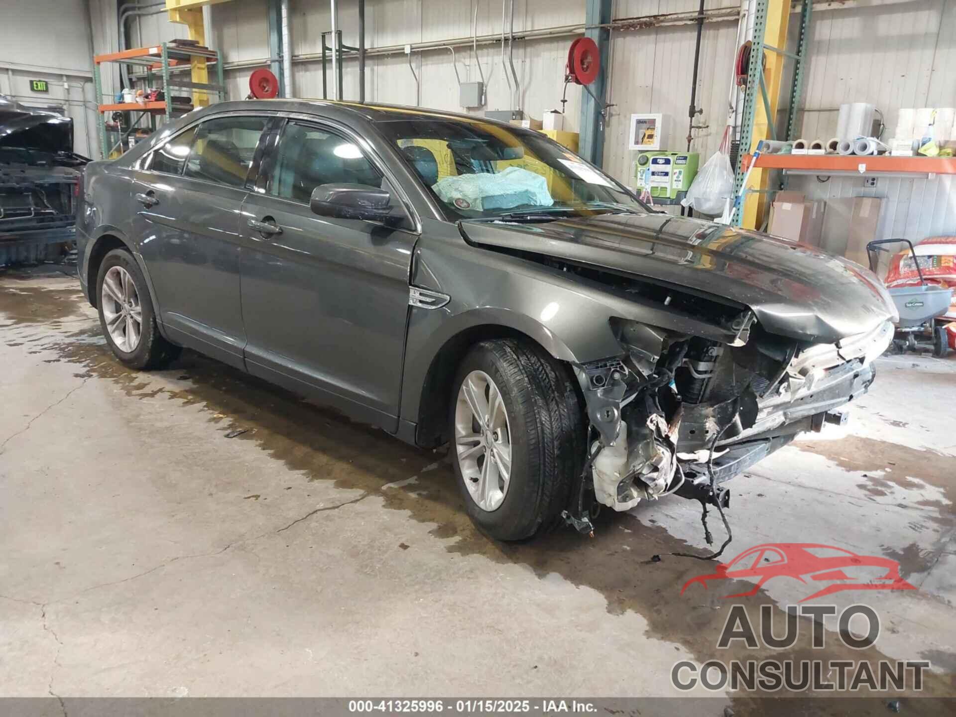 FORD TAURUS 2016 - 1FAHP2E82GG107180