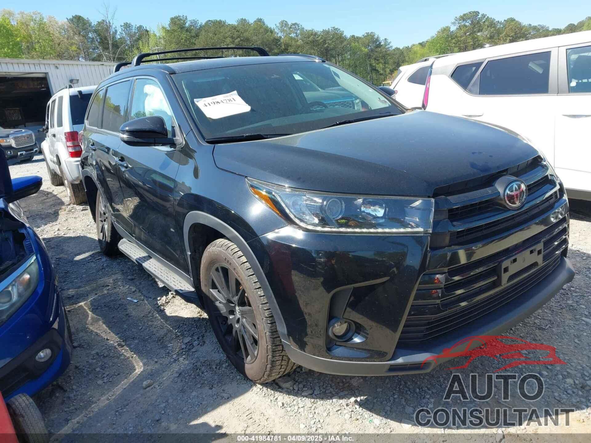TOYOTA HIGHLANDER 2019 - 5TDJZRFH6KS934143