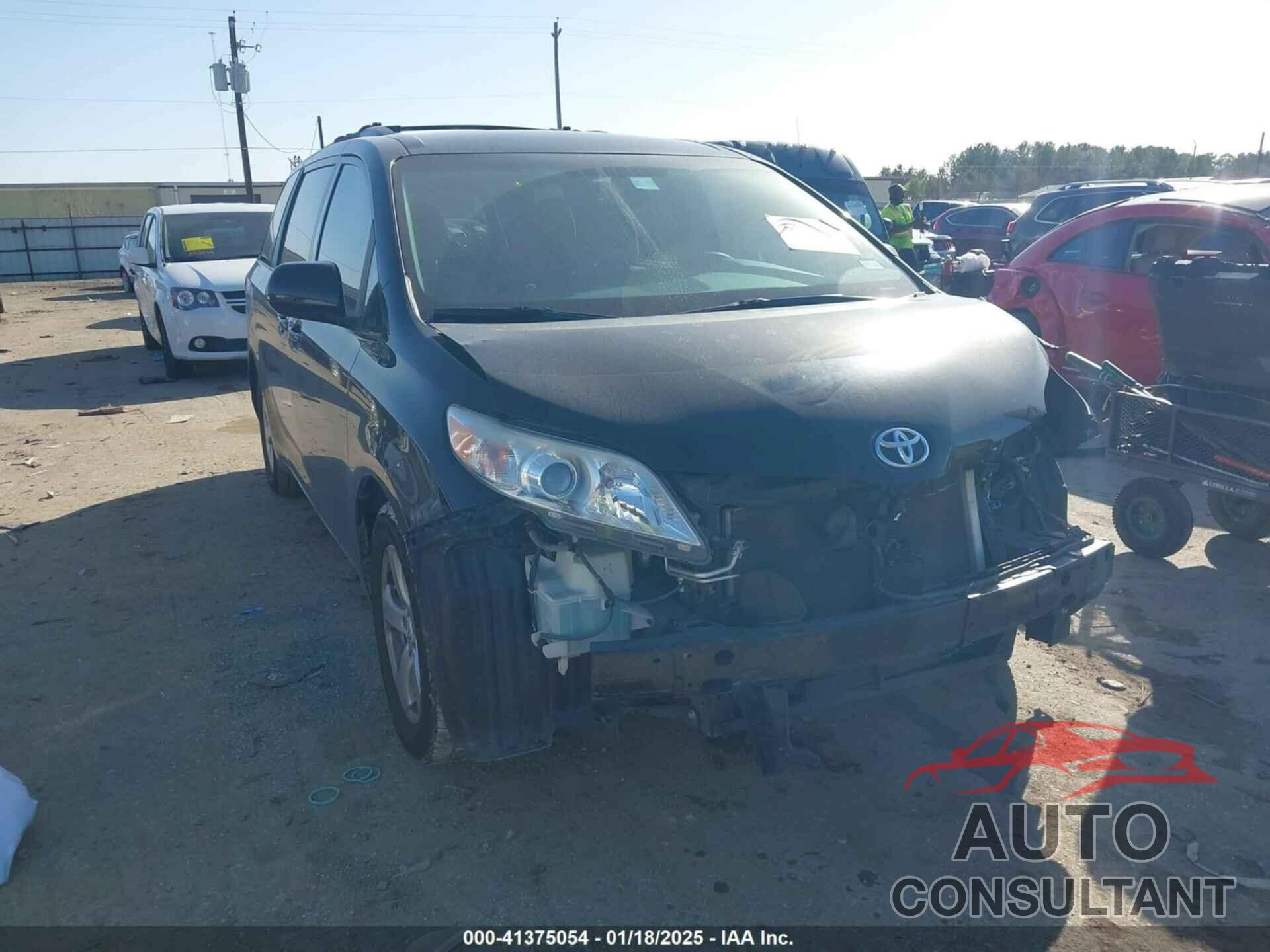 TOYOTA SIENNA 2015 - 5TDKK3DC2FS601697