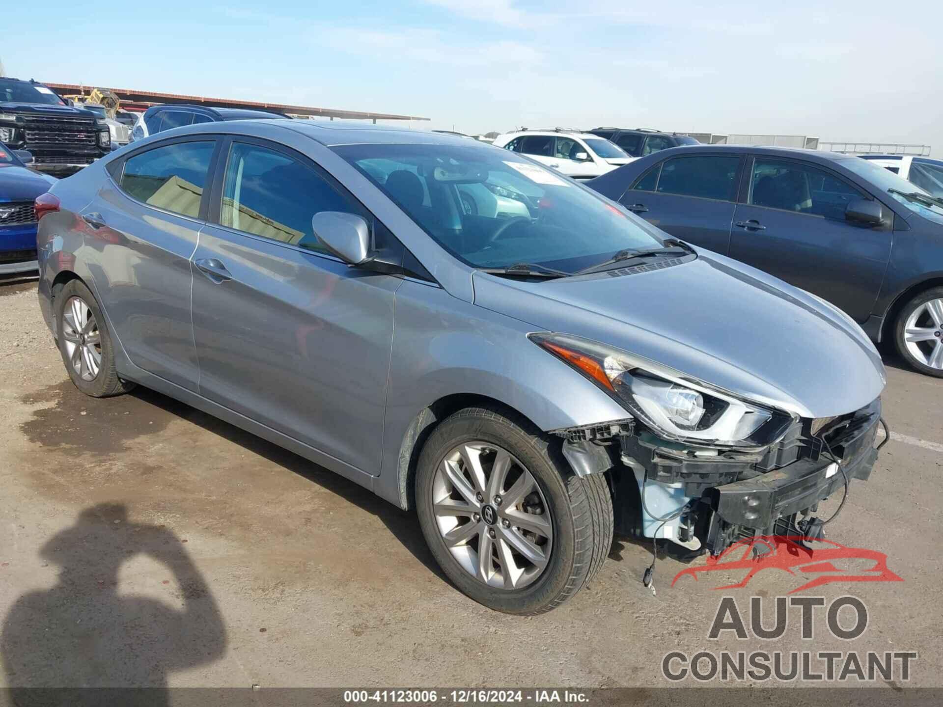 HYUNDAI ELANTRA 2015 - 5NPDH4AE7FH577972