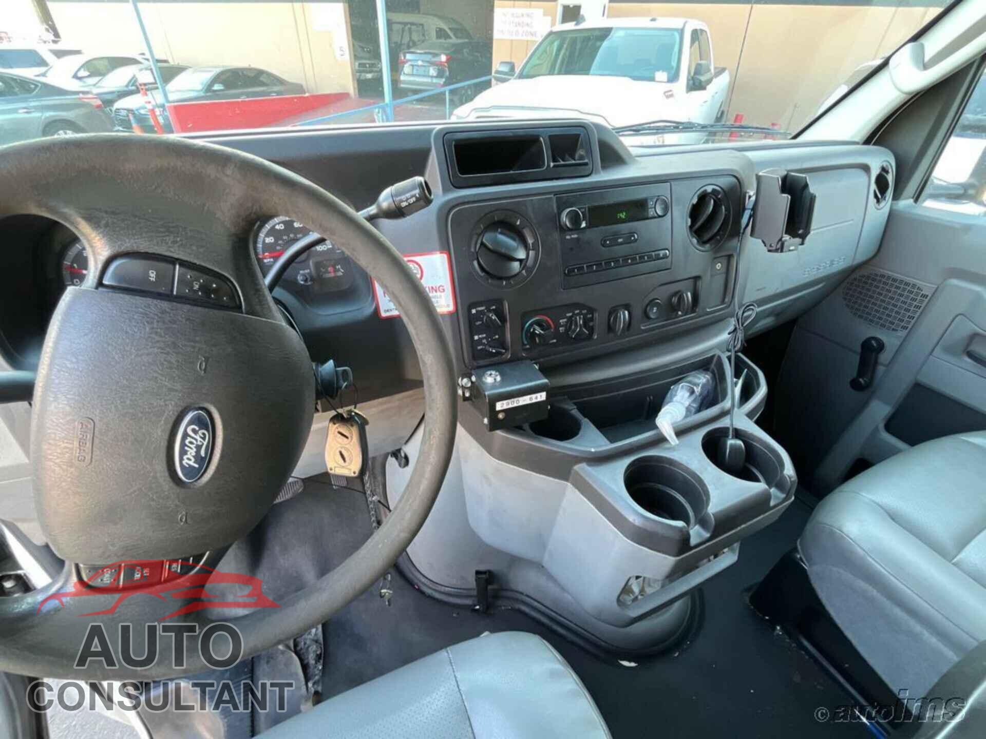 FORD E-150 2013 - 1FTNE1EL7DDB19565