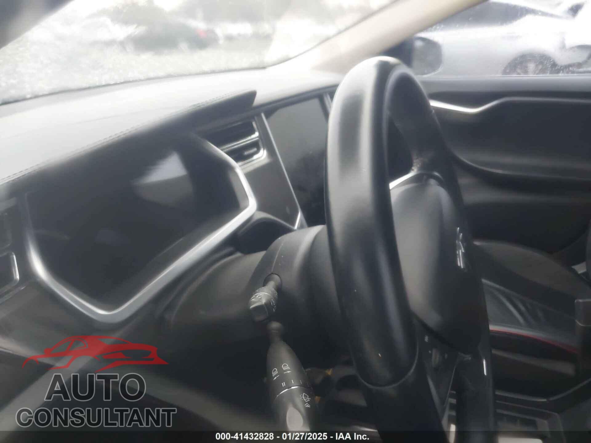 TESLA MODEL S 2013 - 5YJSA1DPXDFP10081