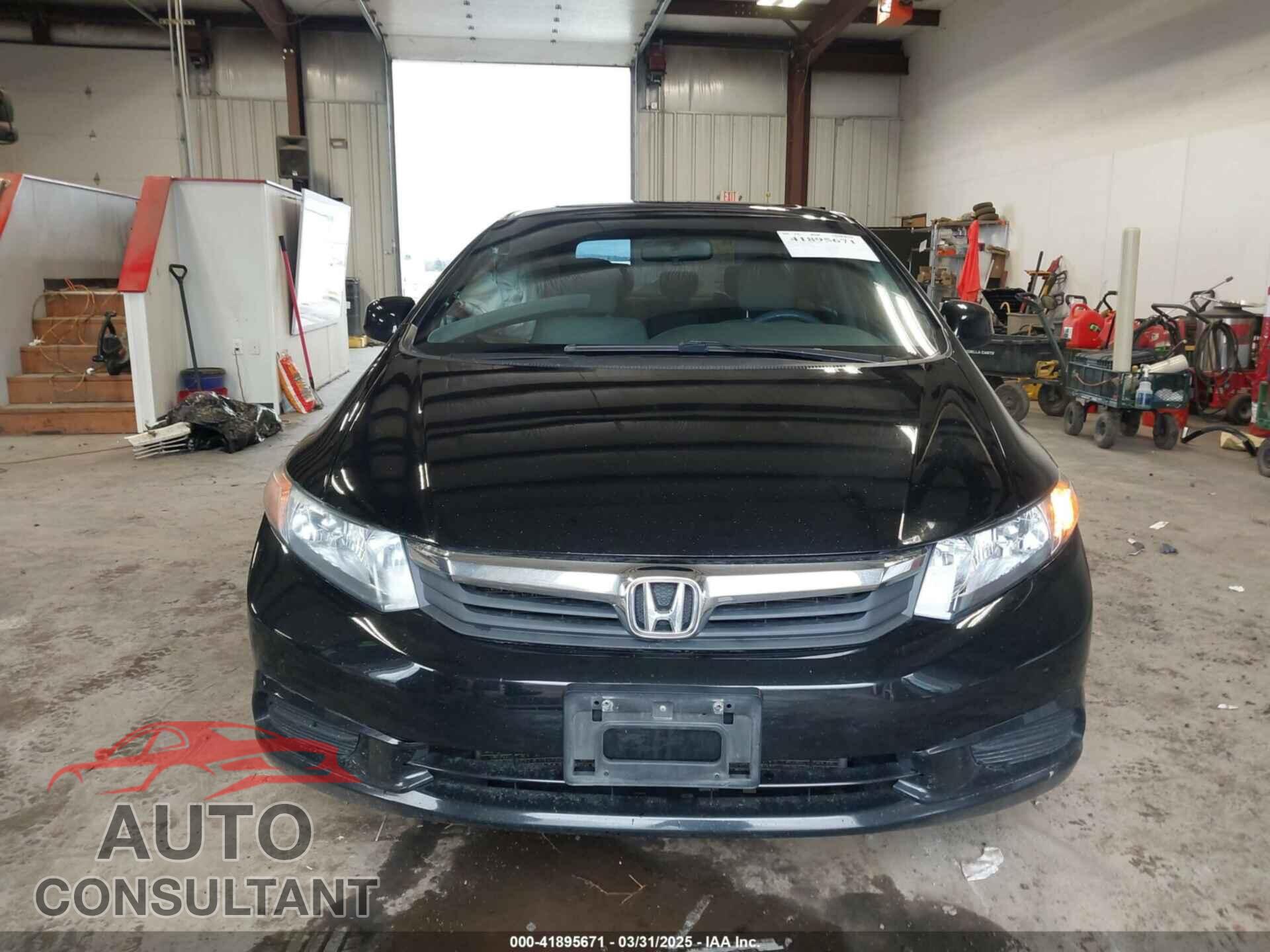 HONDA CIVIC 2012 - 2HGFB2F86CH300611