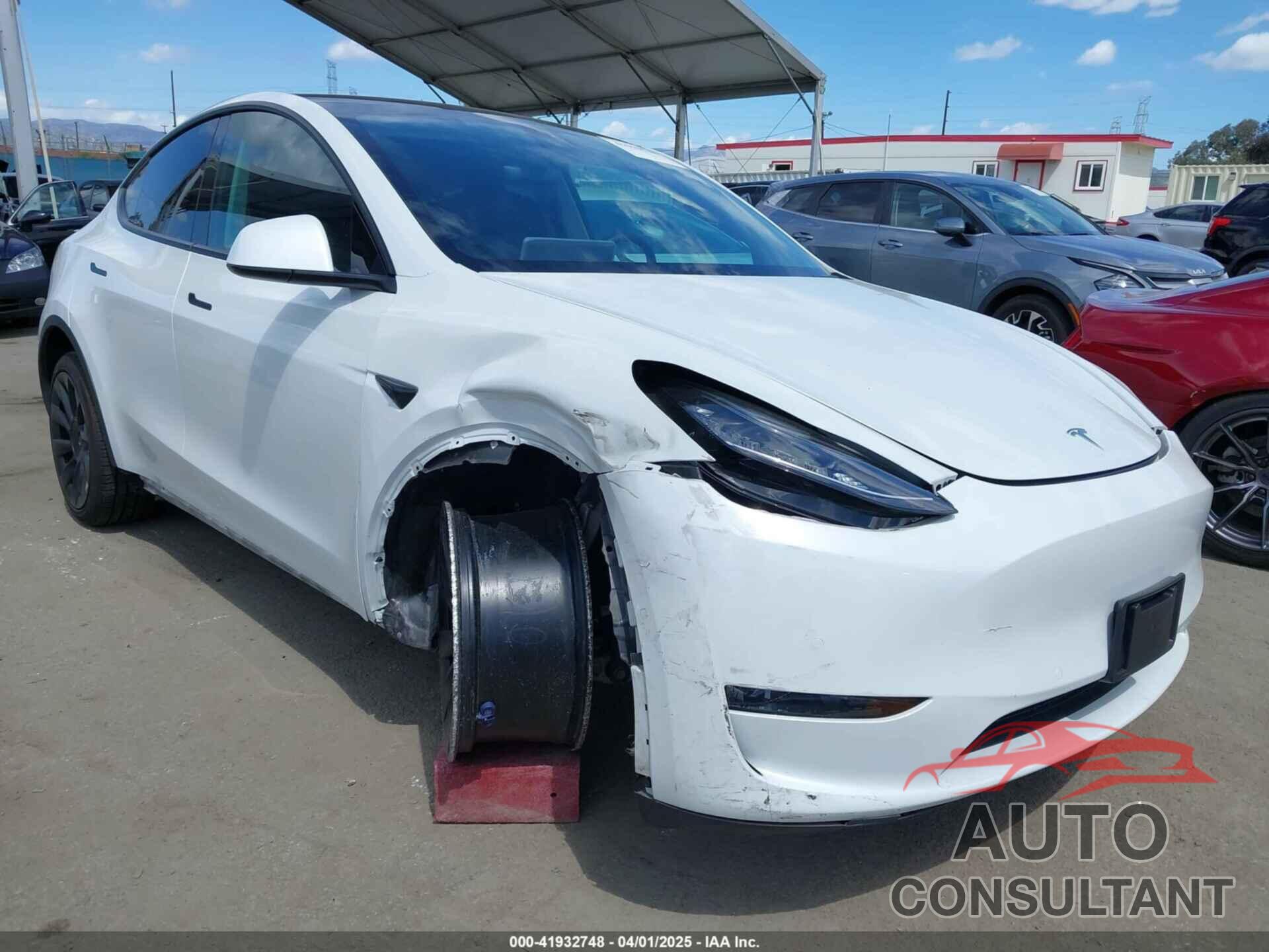 TESLA MODEL Y 2020 - 5YJYGDEE2LF058515