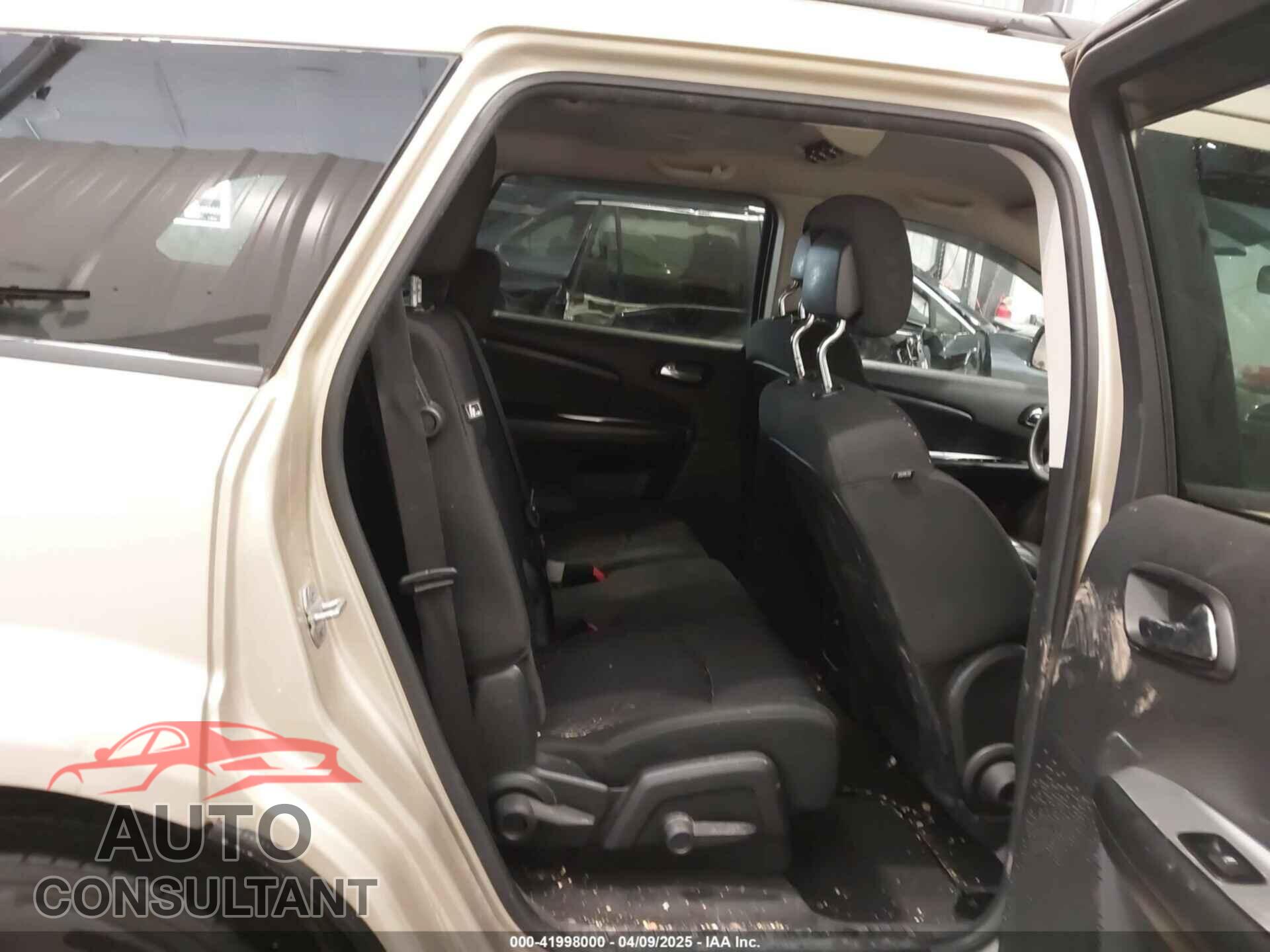 DODGE JOURNEY 2011 - 3D4PH1FG5BT523038