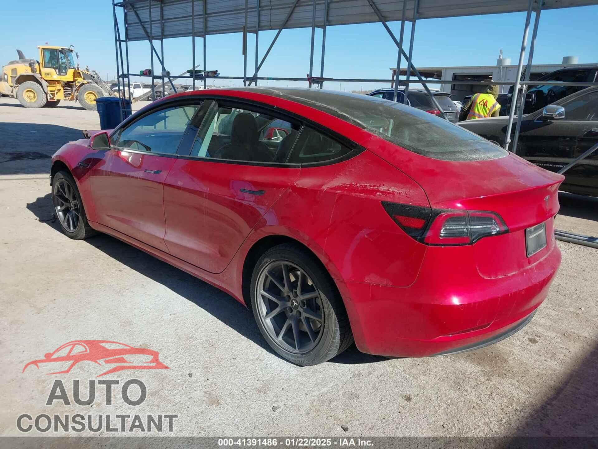 TESLA MODEL 3 2022 - 5YJ3E1EA9NF186202