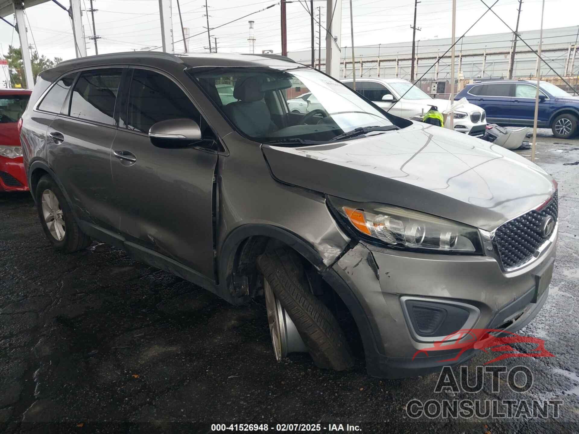 KIA SORENTO 2016 - 5XYPG4A35GG023417