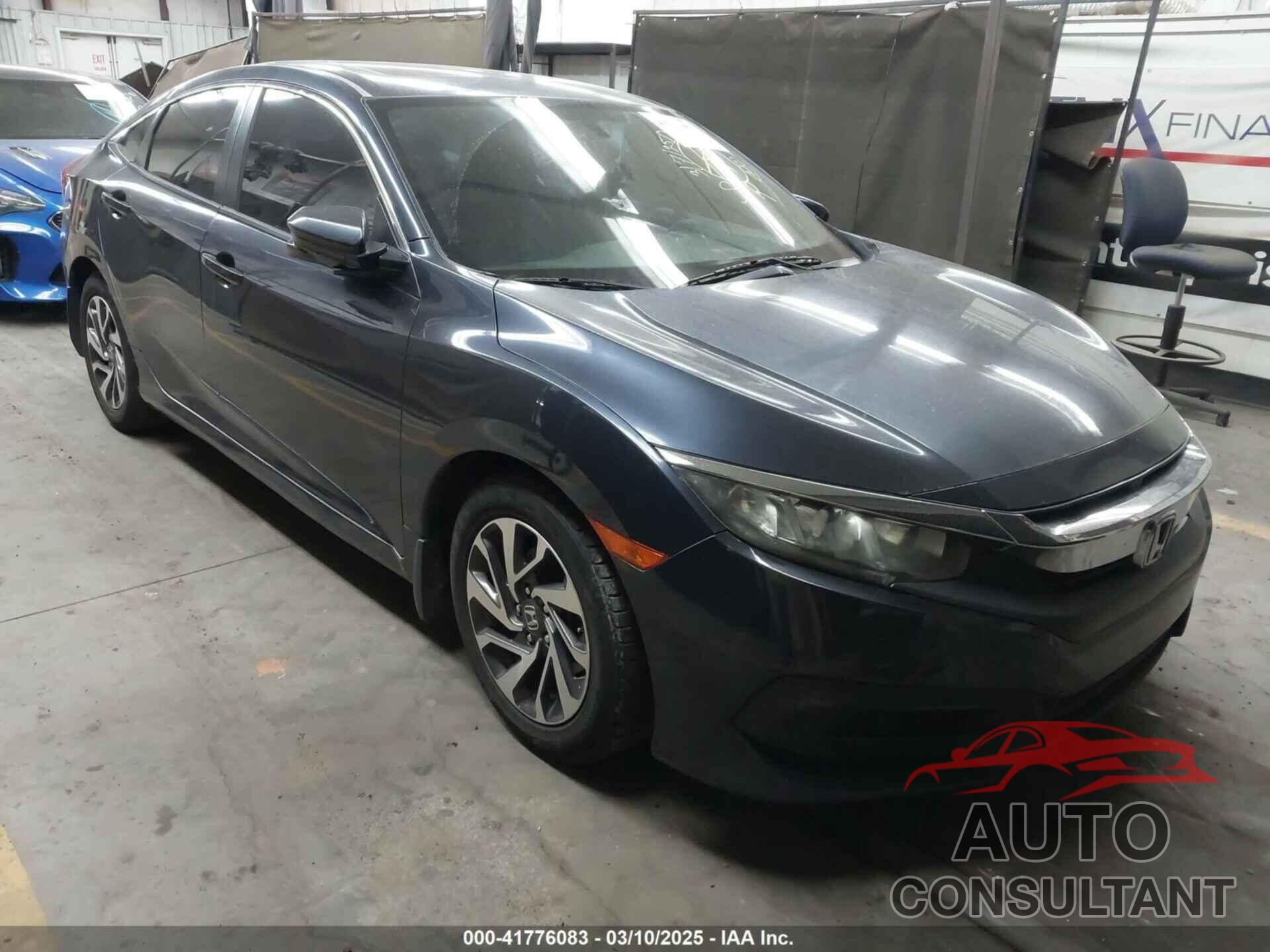 HONDA CIVIC 2018 - 19XFC2F70JE031663