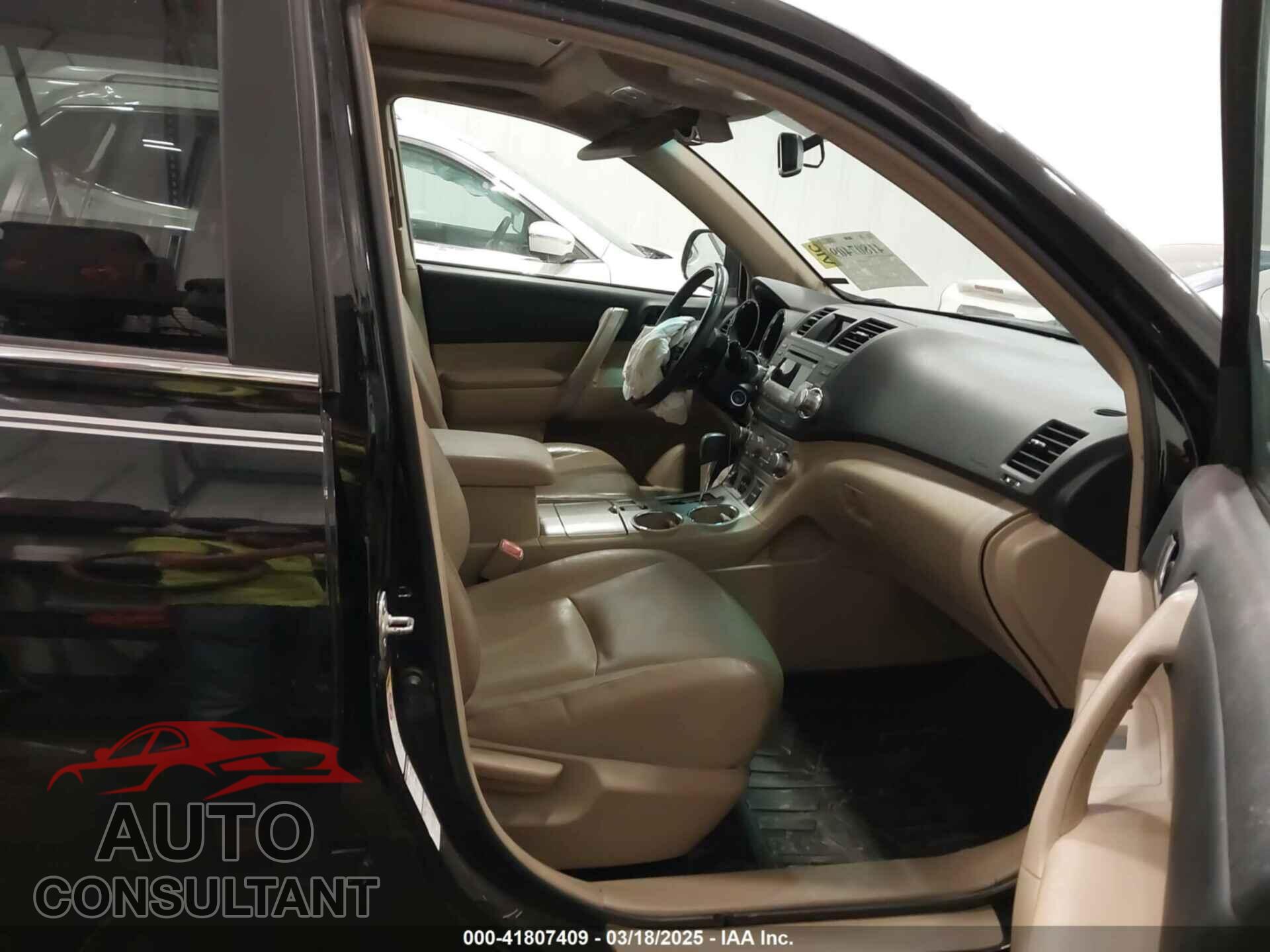 TOYOTA HIGHLANDER 2012 - 5TDBK3EH2CS163379