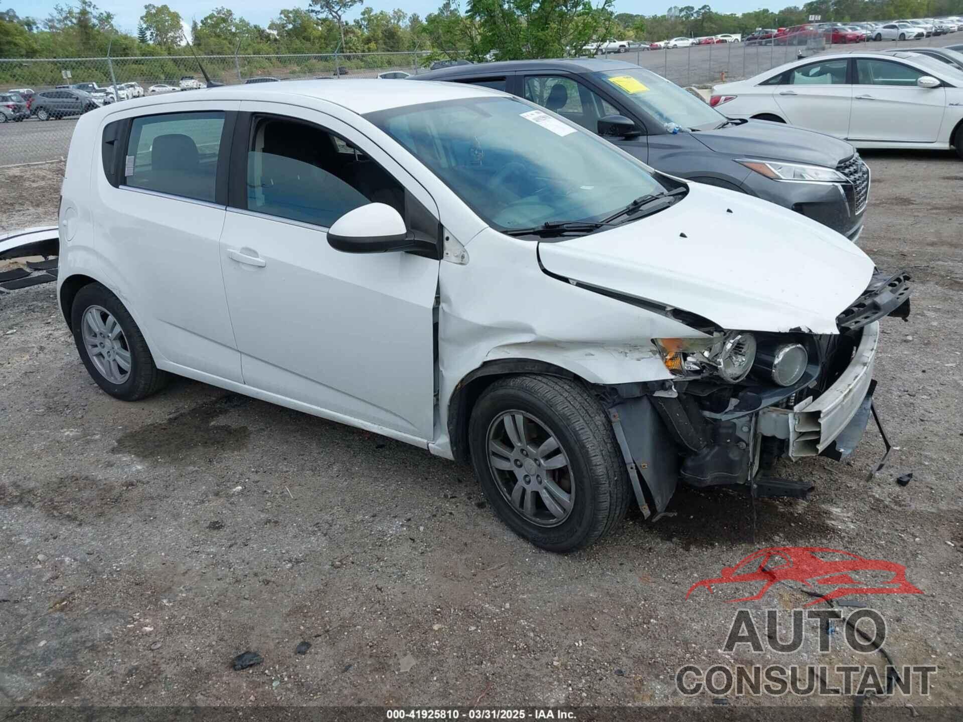 CHEVROLET SONIC 2014 - 1G1JC6SH6E4192423