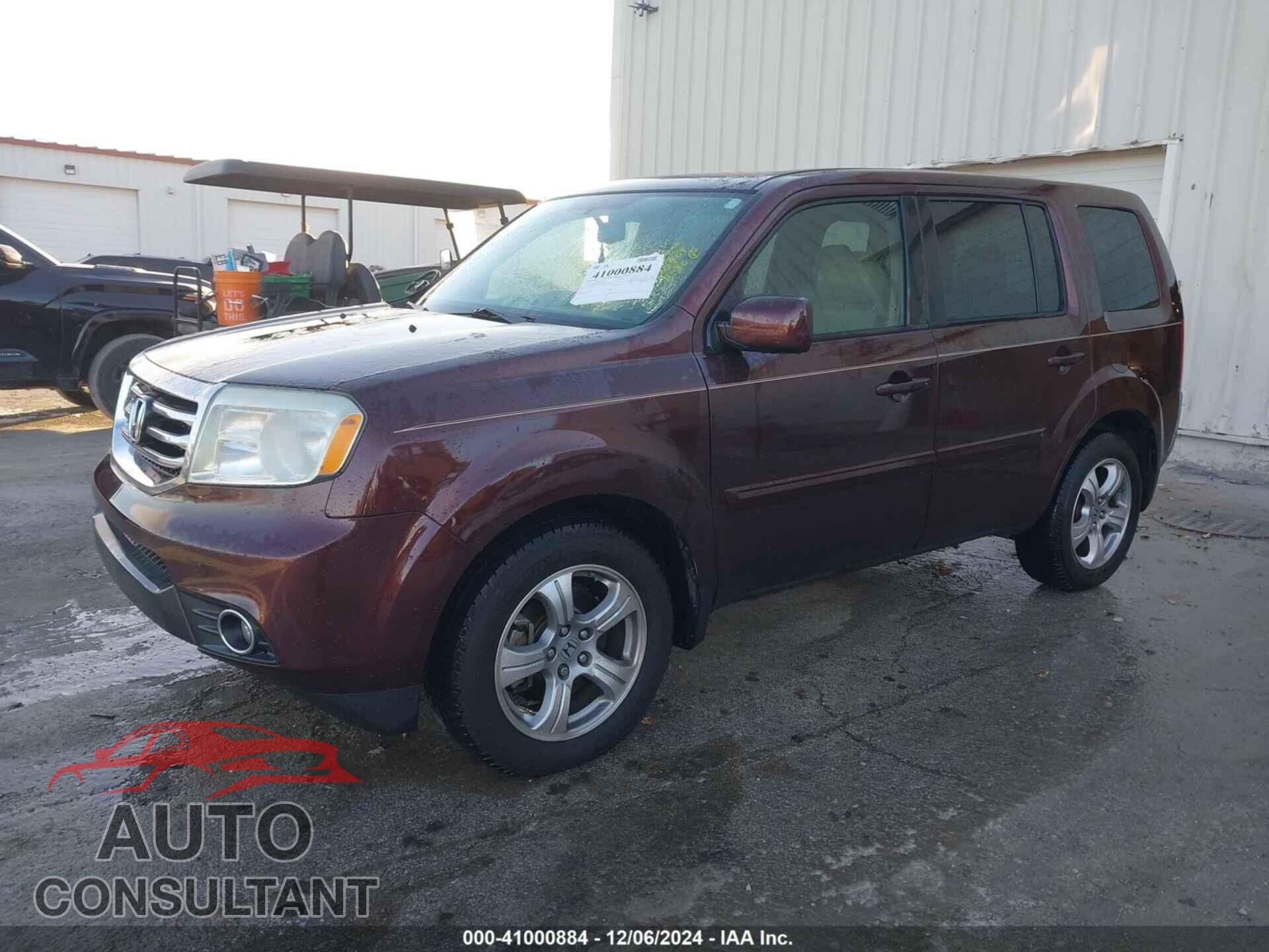HONDA PILOT 2013 - 5FNYF3H5XDB005409
