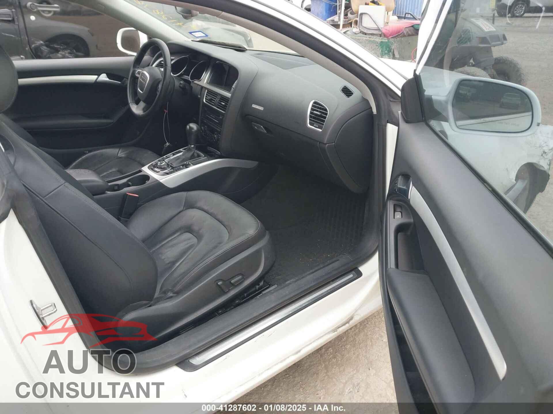 AUDI A5 2012 - WAULFAFR6CA023947