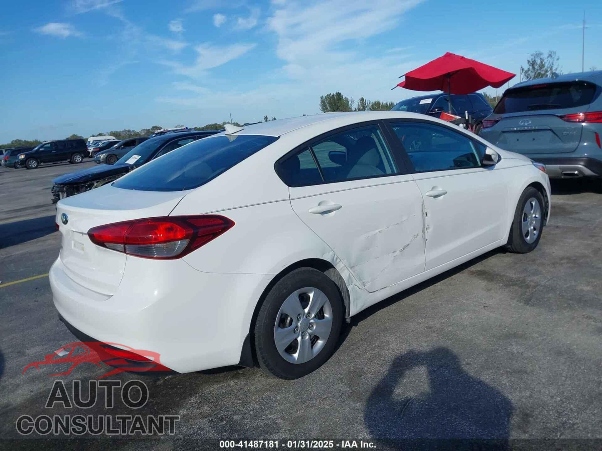KIA FORTE 2017 - 3KPFK4A71HE089779